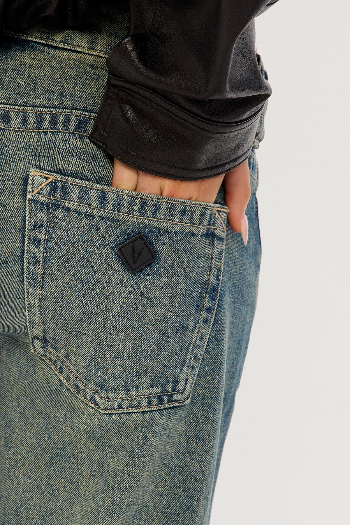 Abrand 00 Wide Jean Zhali RCY - Image 6