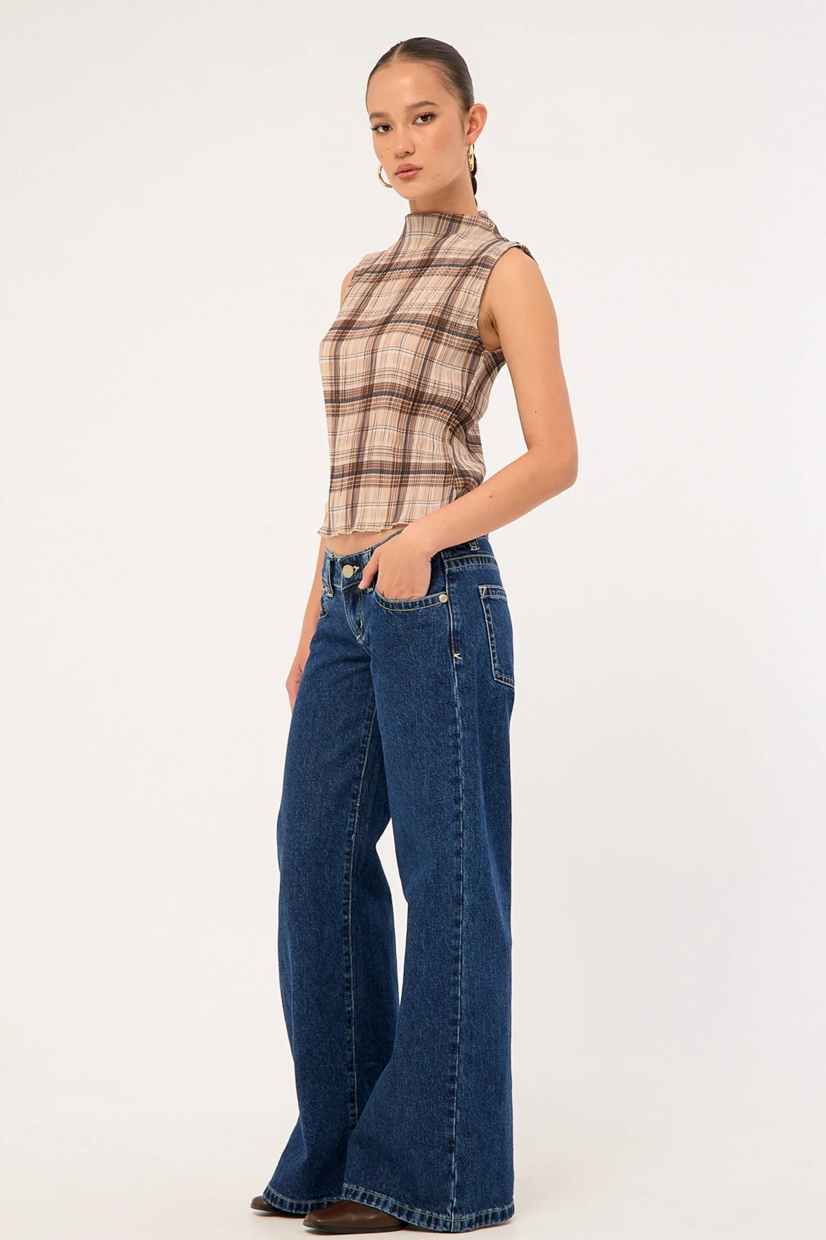 Abrand 00 Wide Low Rise Jean Tara - Image 5