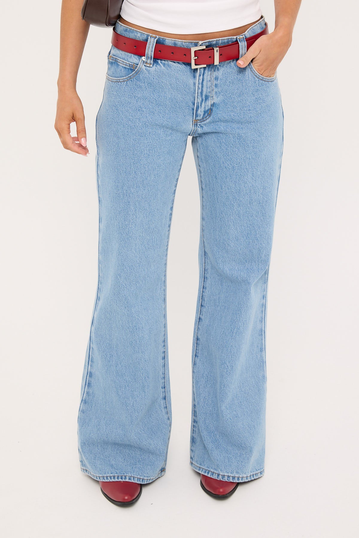Abrand 99 Low Baggy Flare Jean Gigi - Image 2
