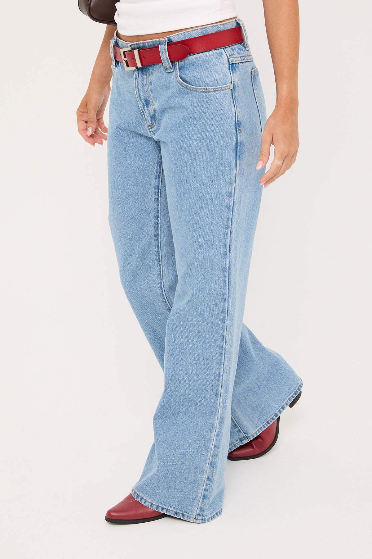 Abrand 99 Low Baggy Flare Jean Gigi - Image 4