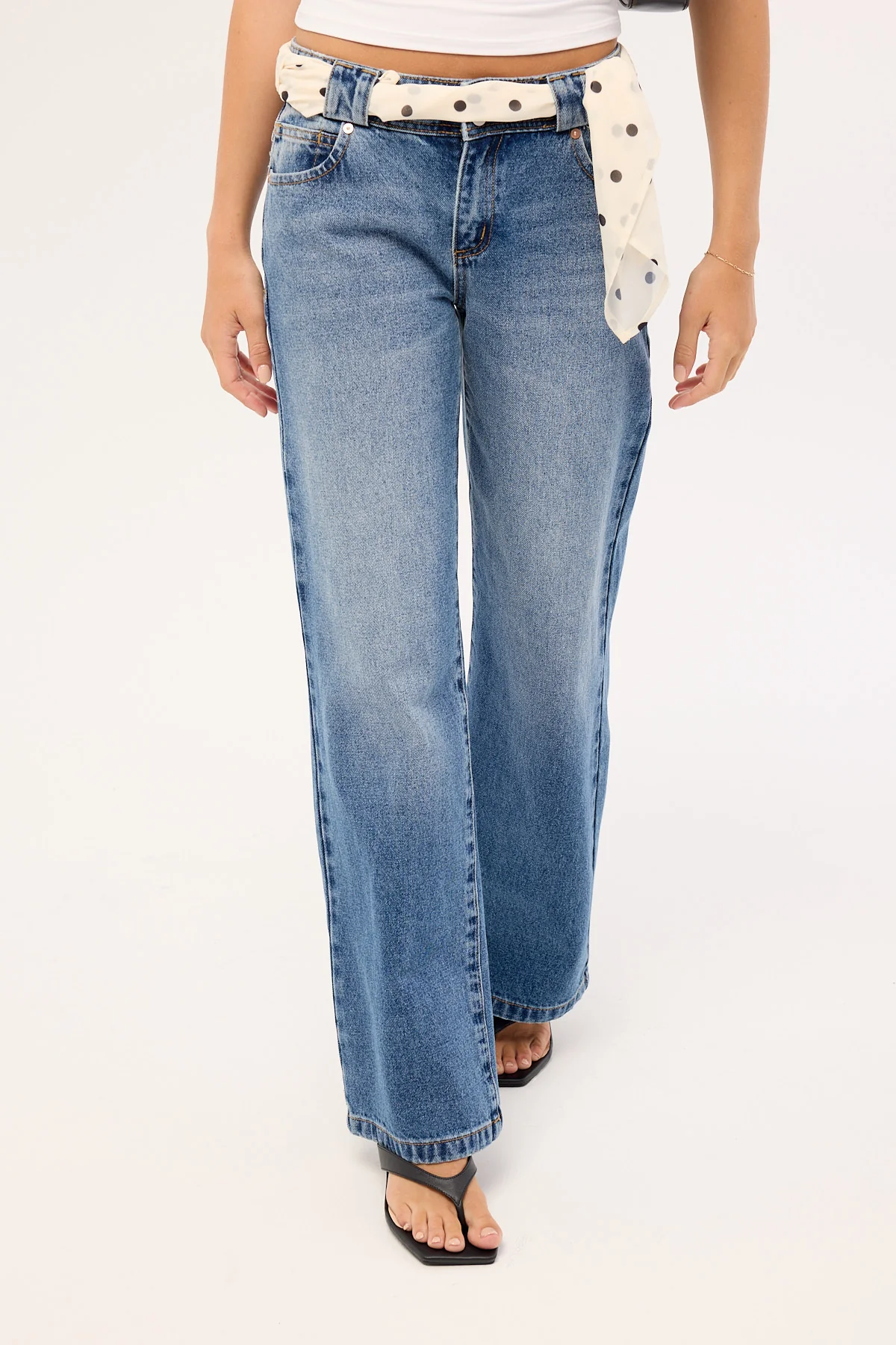 Abrand 99 Low Baggy Jean Alicia - Image 2