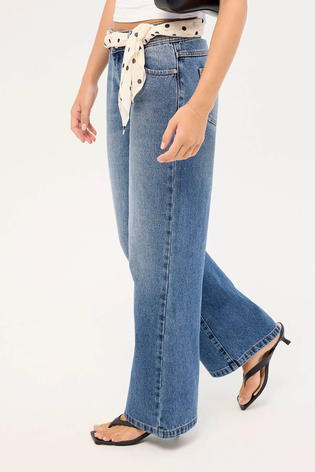 Abrand 99 Low Baggy Jean Alicia - Image 3