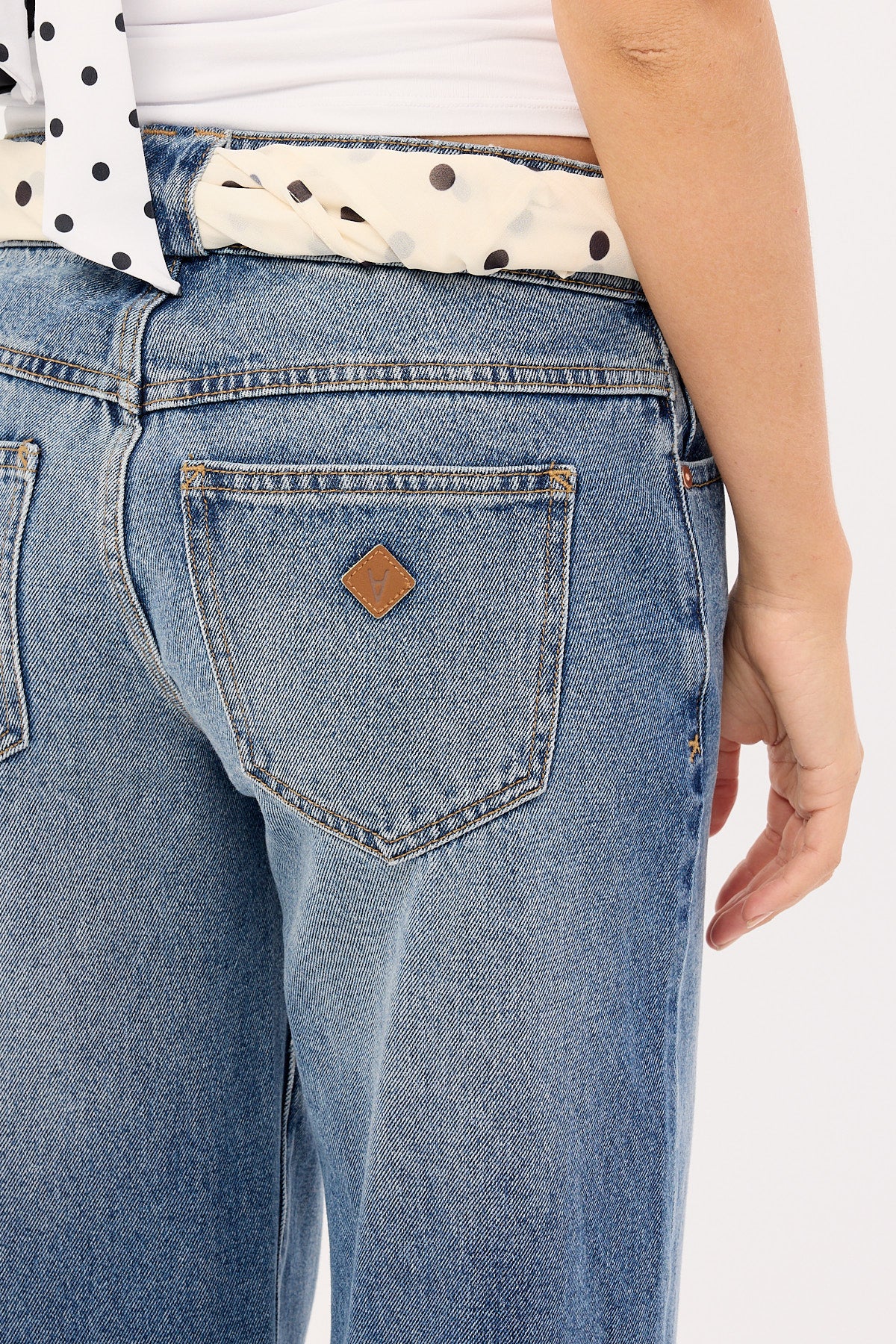 Abrand 99 Low Baggy Jean Alicia - Image 6