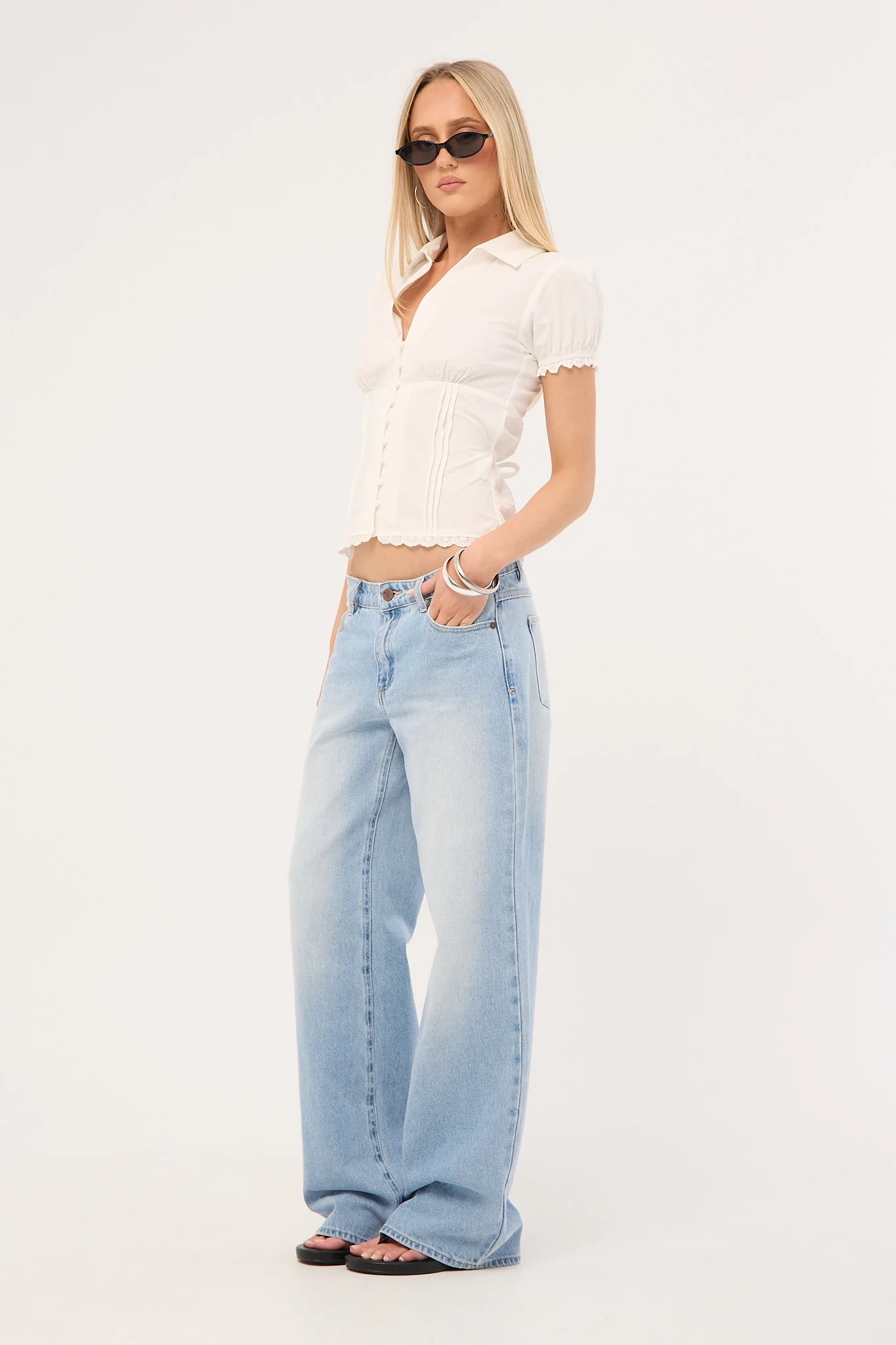 Abrand 99 Low Baggy Jean Kaia Worn - Image 5