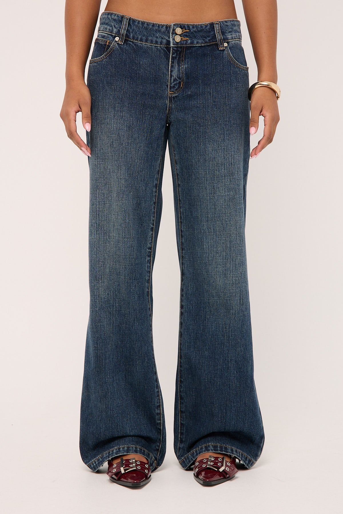 Abrand 99 Low Rise Wide Jean Cory - Image 9