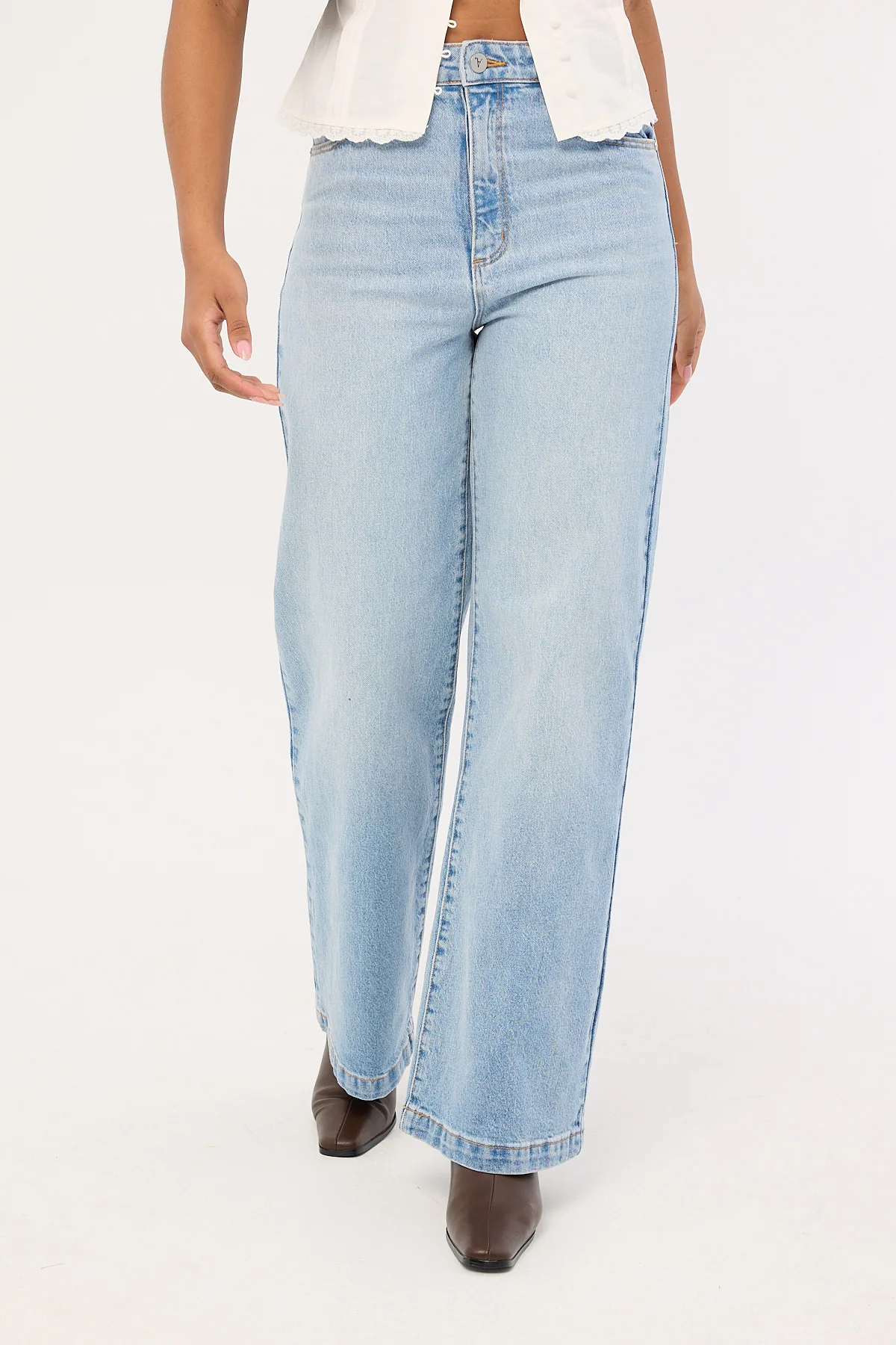 Abrand A 94 High Waisted Wide Jean Jessie - Image 2
