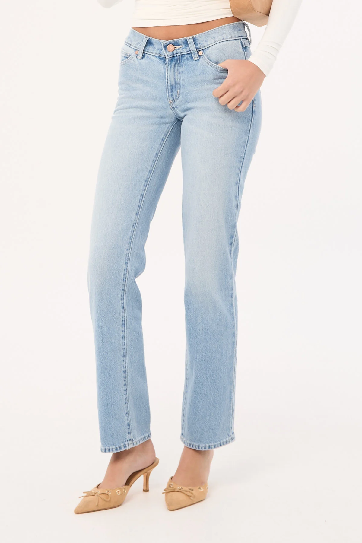 Abrand A 99 Low Straight Jean Gia Organic - Image 2