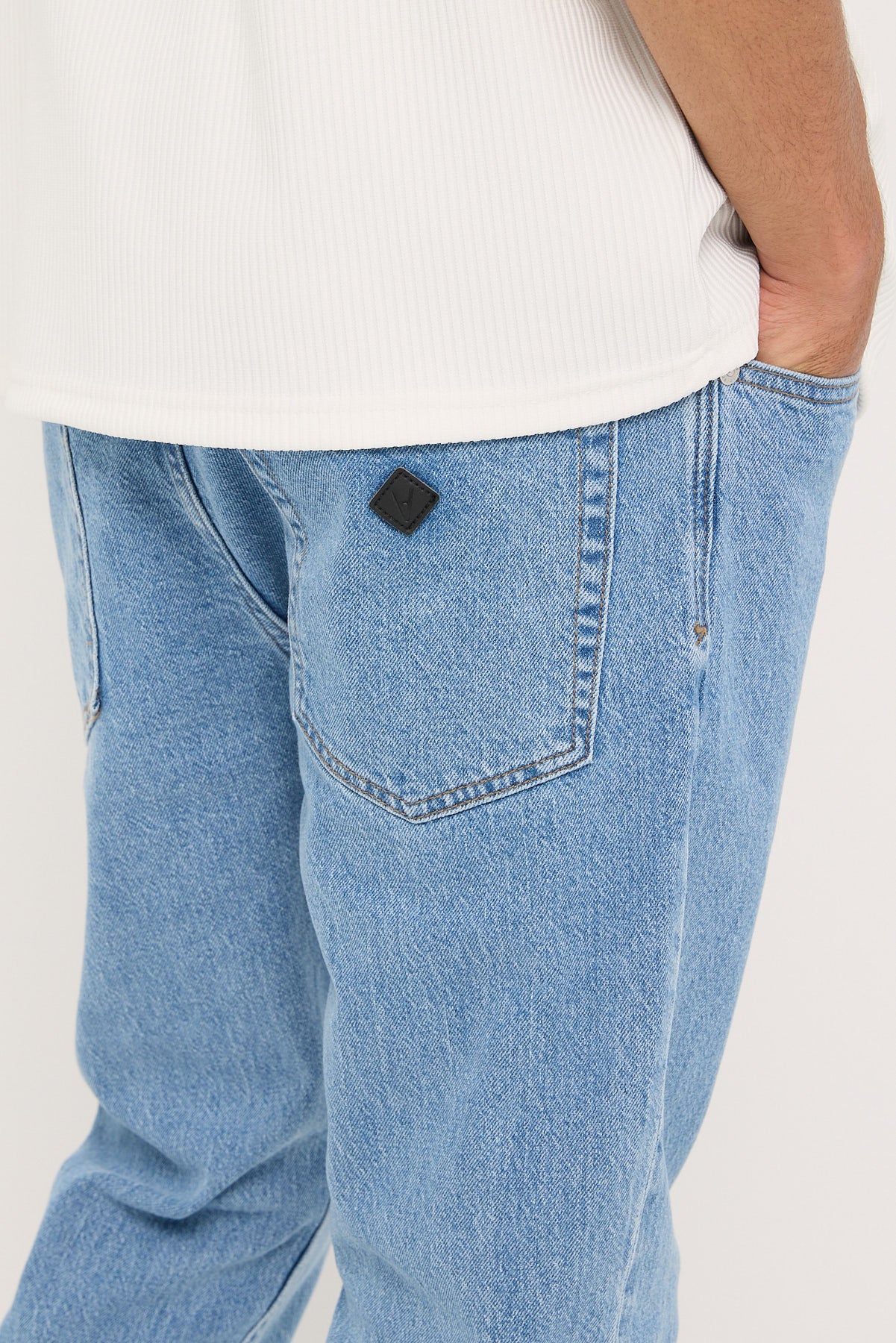 Abrand A2 Slim Jean Simon Bleached Vintage Indigo - Image 6