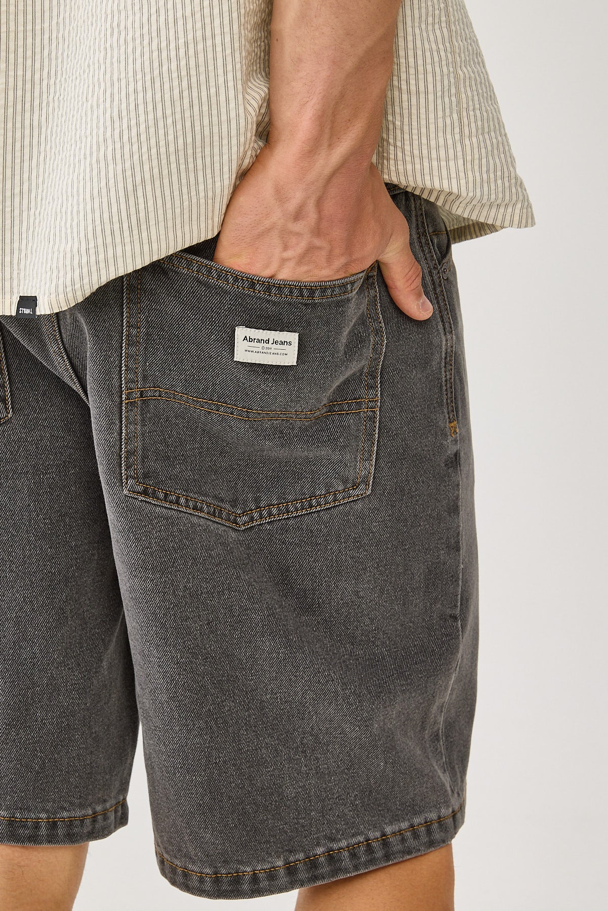 Abrand A5 Baggy Short Dustin Washed Black - Image 7