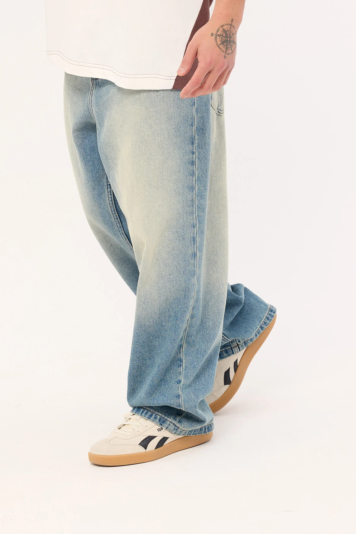 Abrand A6 Big Baggy Donny Donny - Image 4