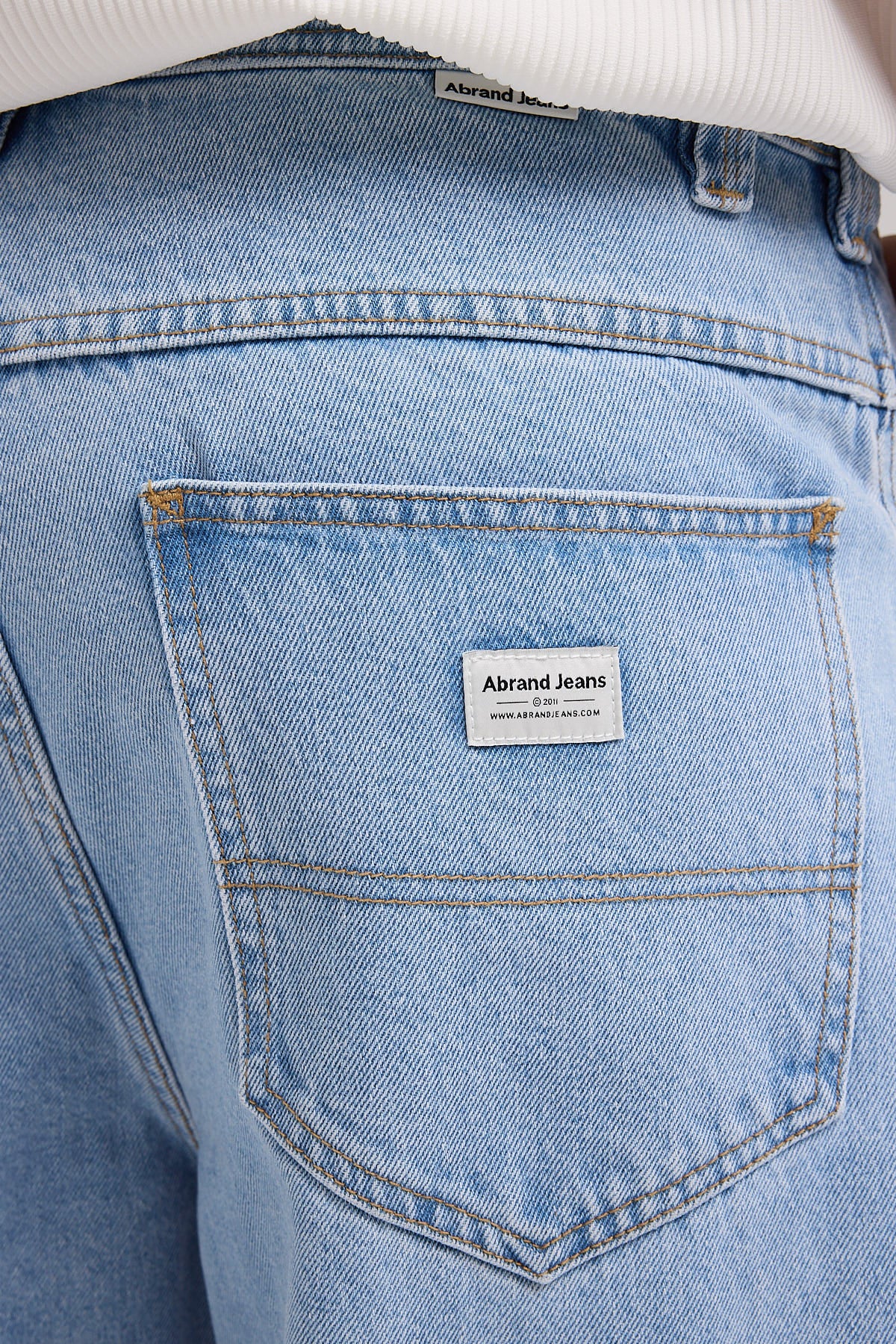 Abrand A6 Big Baggy Jean Bleach Blue - Image 3