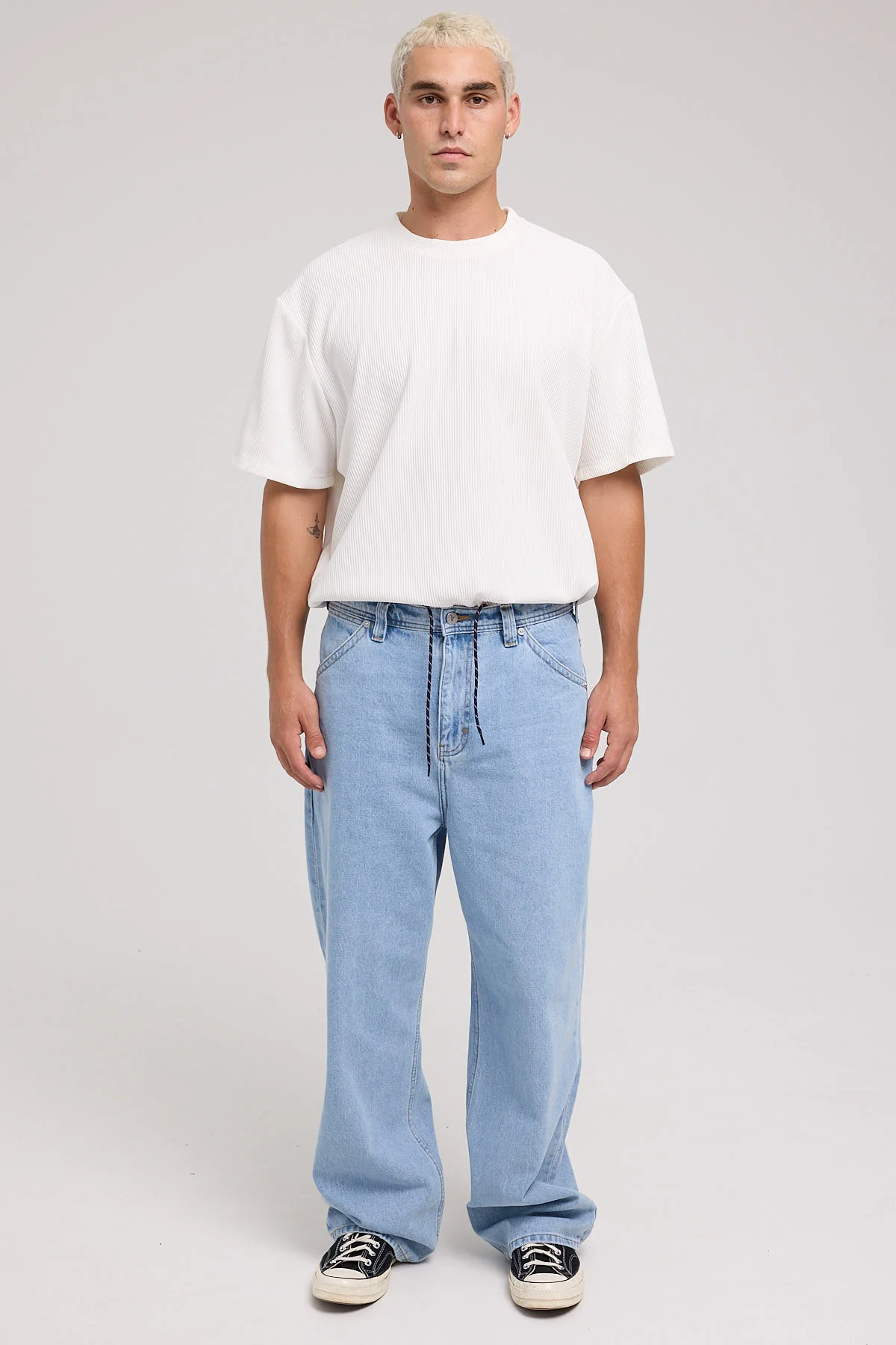 Abrand A6 Big Baggy Jean Bleach Blue - Image 4