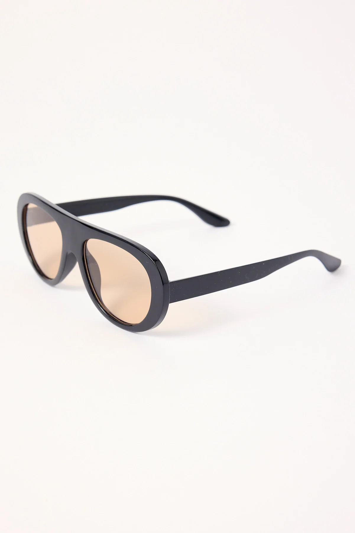 Angels Whisper Empire Sunglasses Black - Image 2