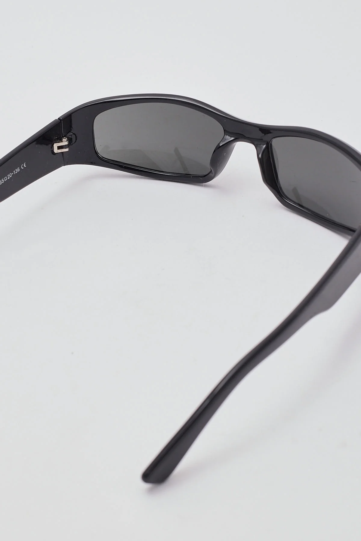 Angels Whisper Illusion Sunglasses Black - Image 3