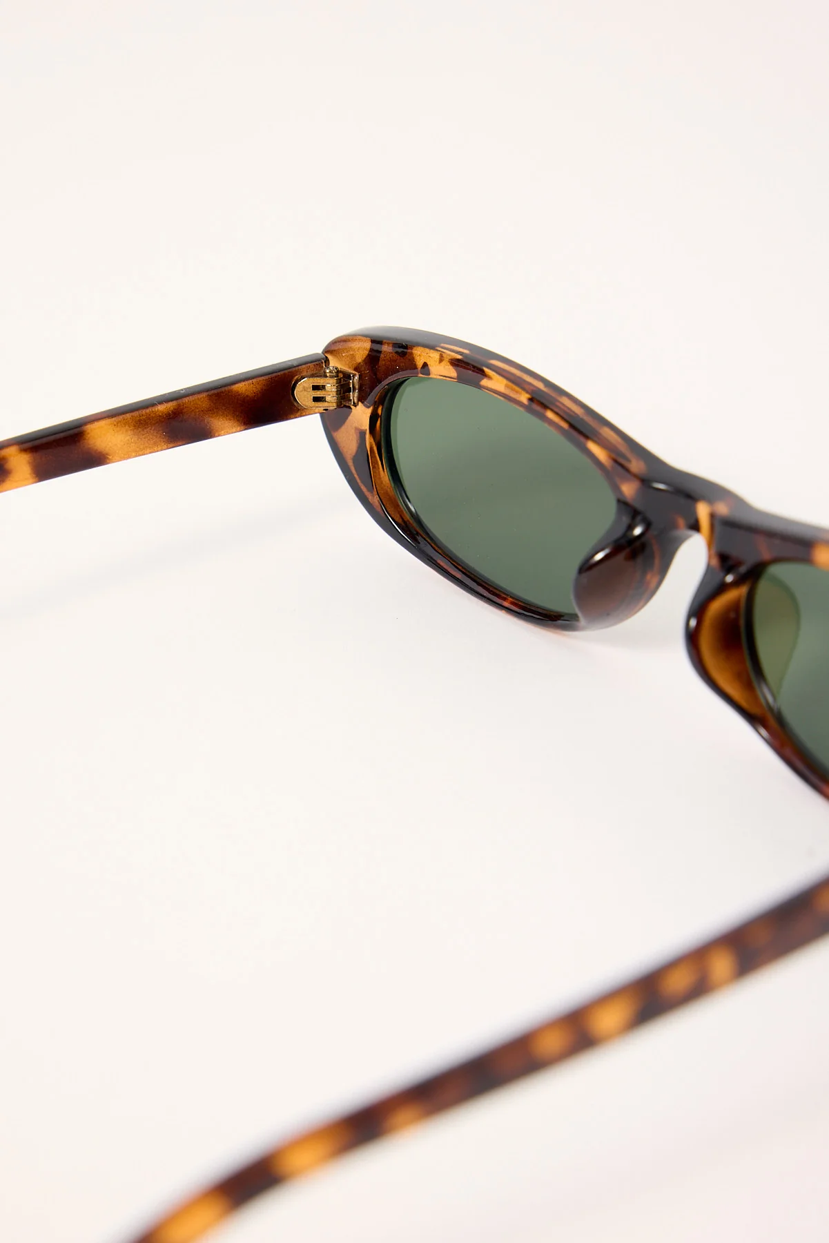 Angels Whisper Maddison Sunglasses Tortoise - Image 3