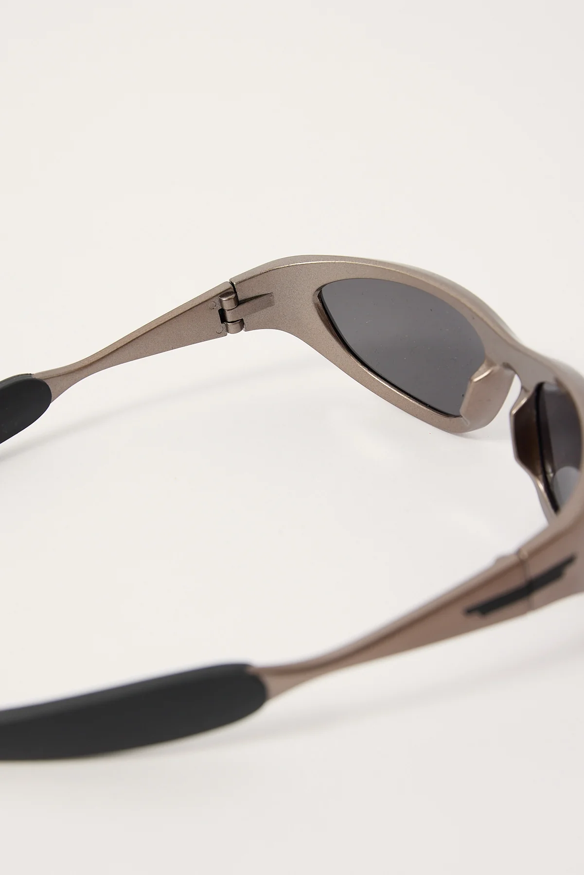 Angels Whisper Row  Sunglasses Brown - Image 3