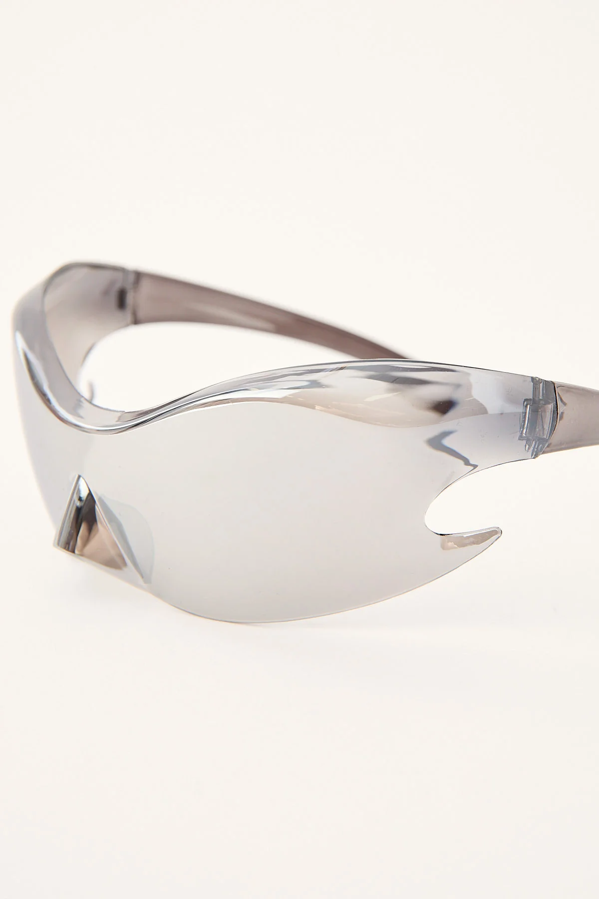Angels Whisper Rush Sunglasses Silver - Image 3