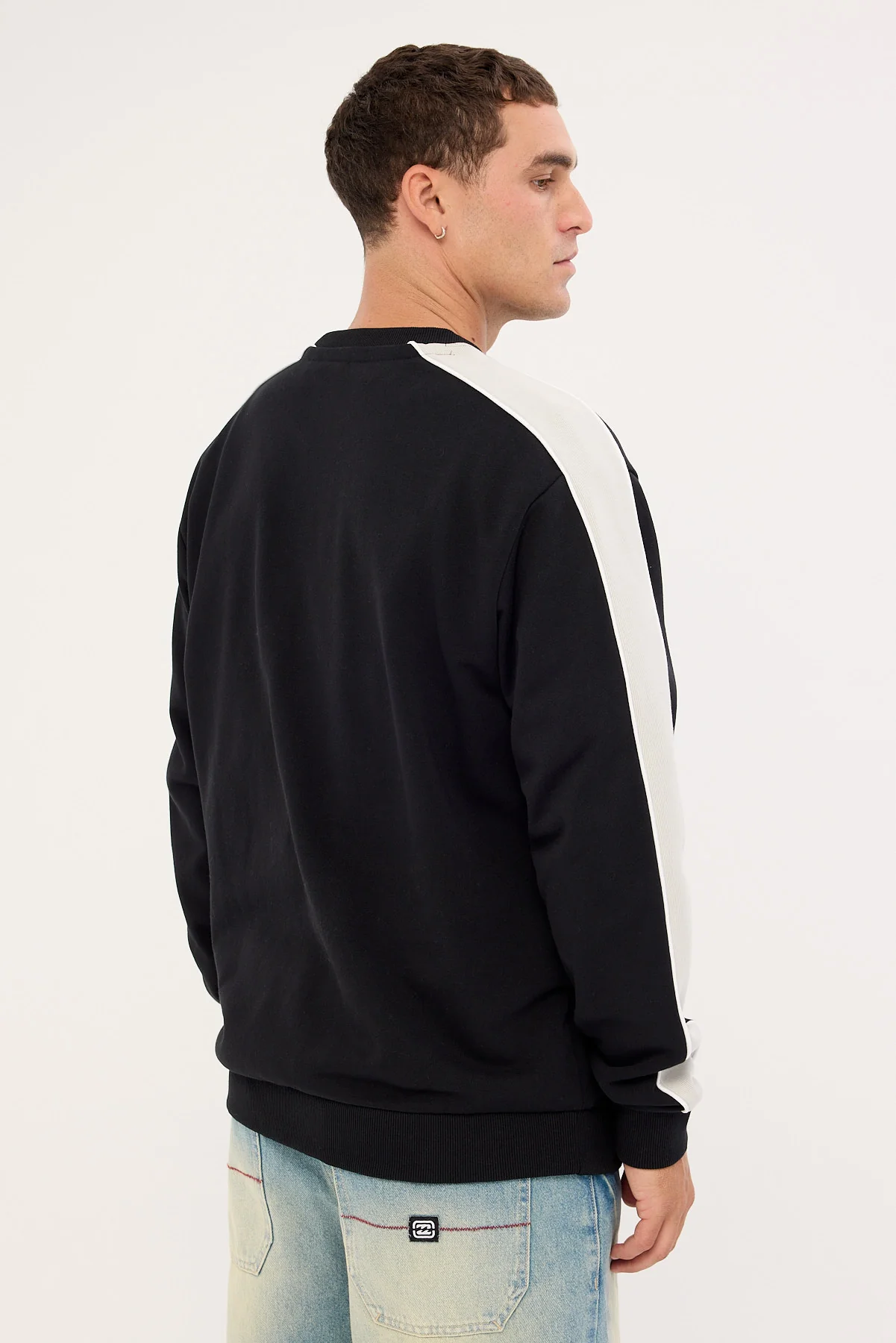 Billabong Spec 73 Bio Pill Crew Black - Image 5