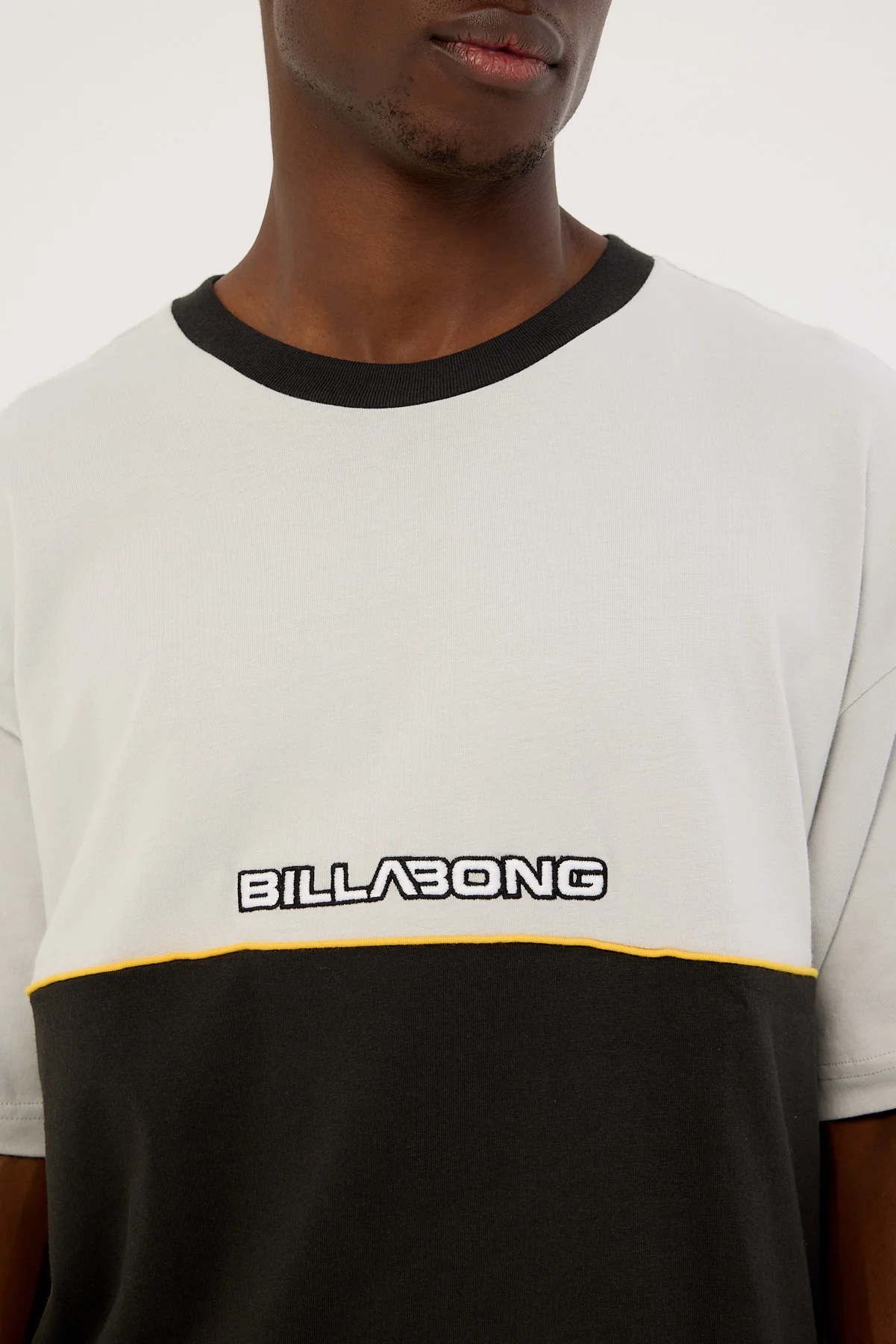 Billabong Spec Legcy OG Tee Silver - Image 5