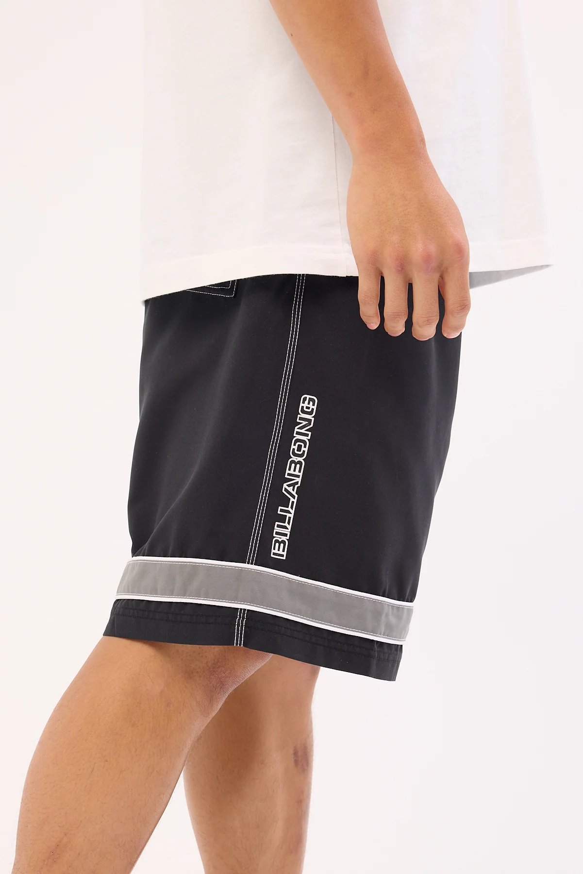 Billabong Throw On 2.0 Boardshort Black - Image 6