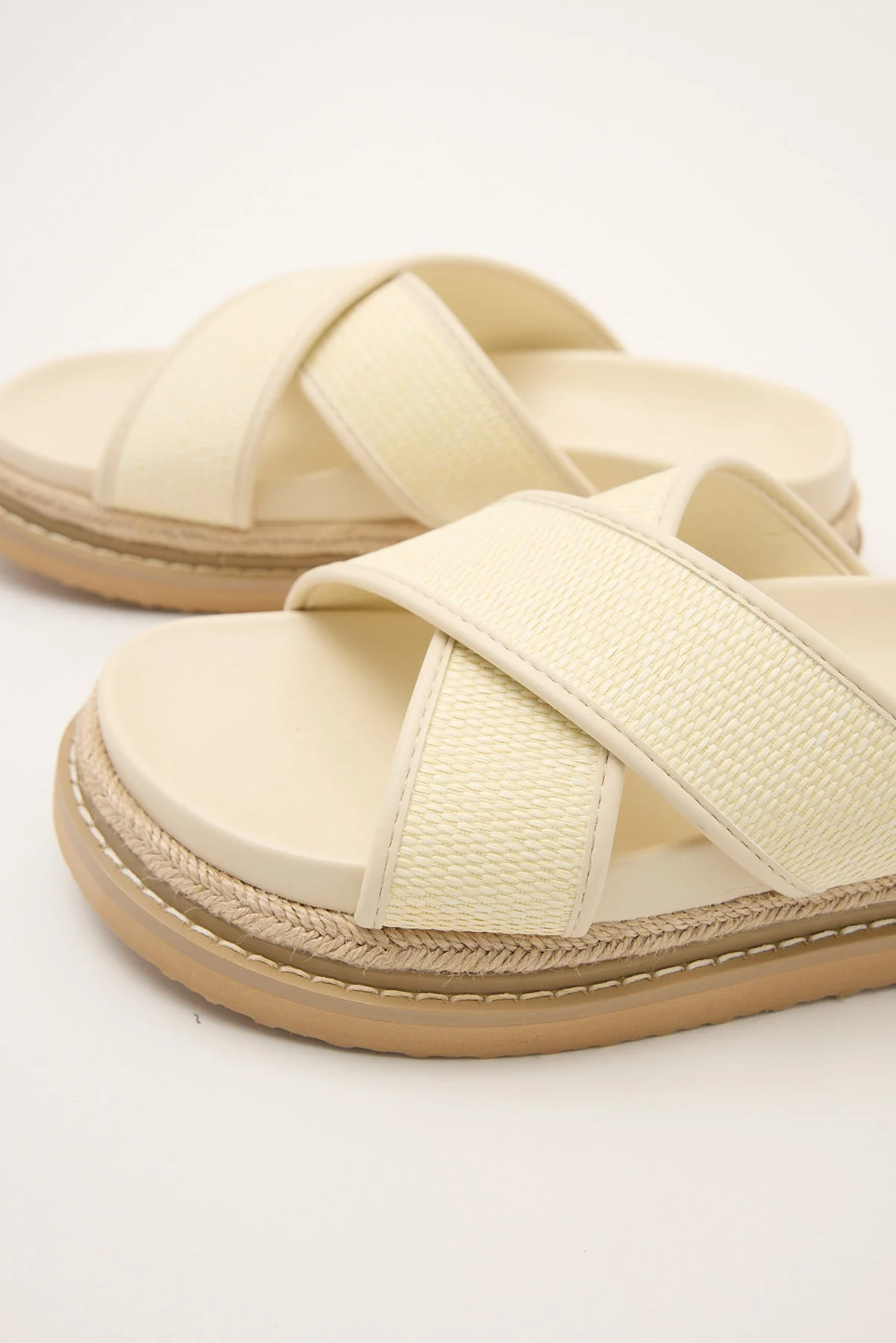 Billini Aysha Cream Raffia - Image 3
