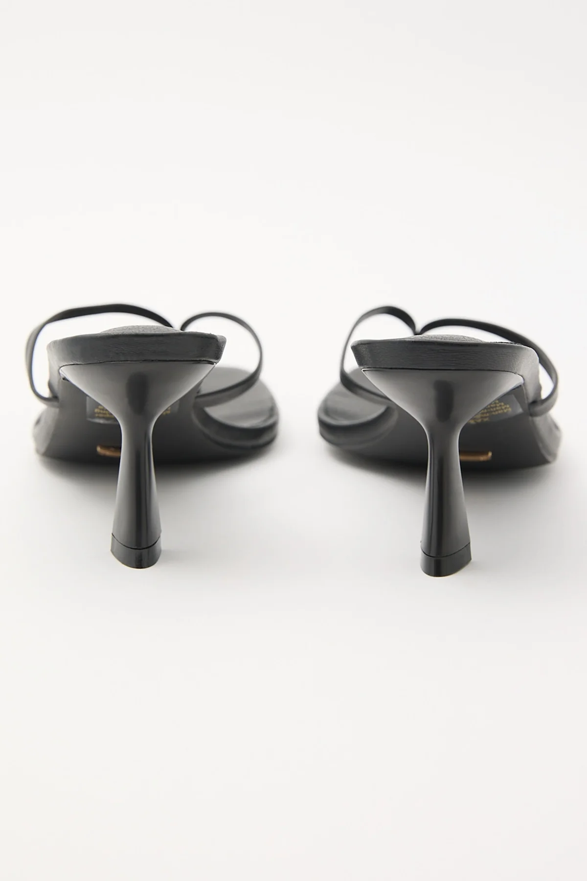 Billini Xami Thong Heel Black - Image 3