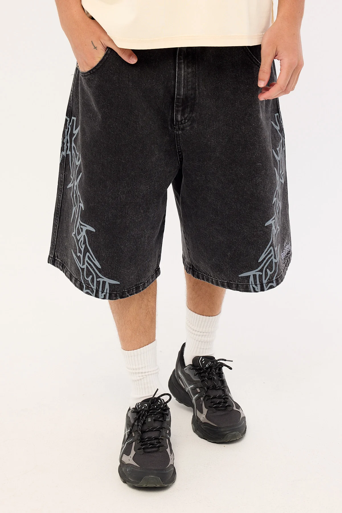 Billy Bones Club Bones Barned Denim Shorts Washed Black - Image 2