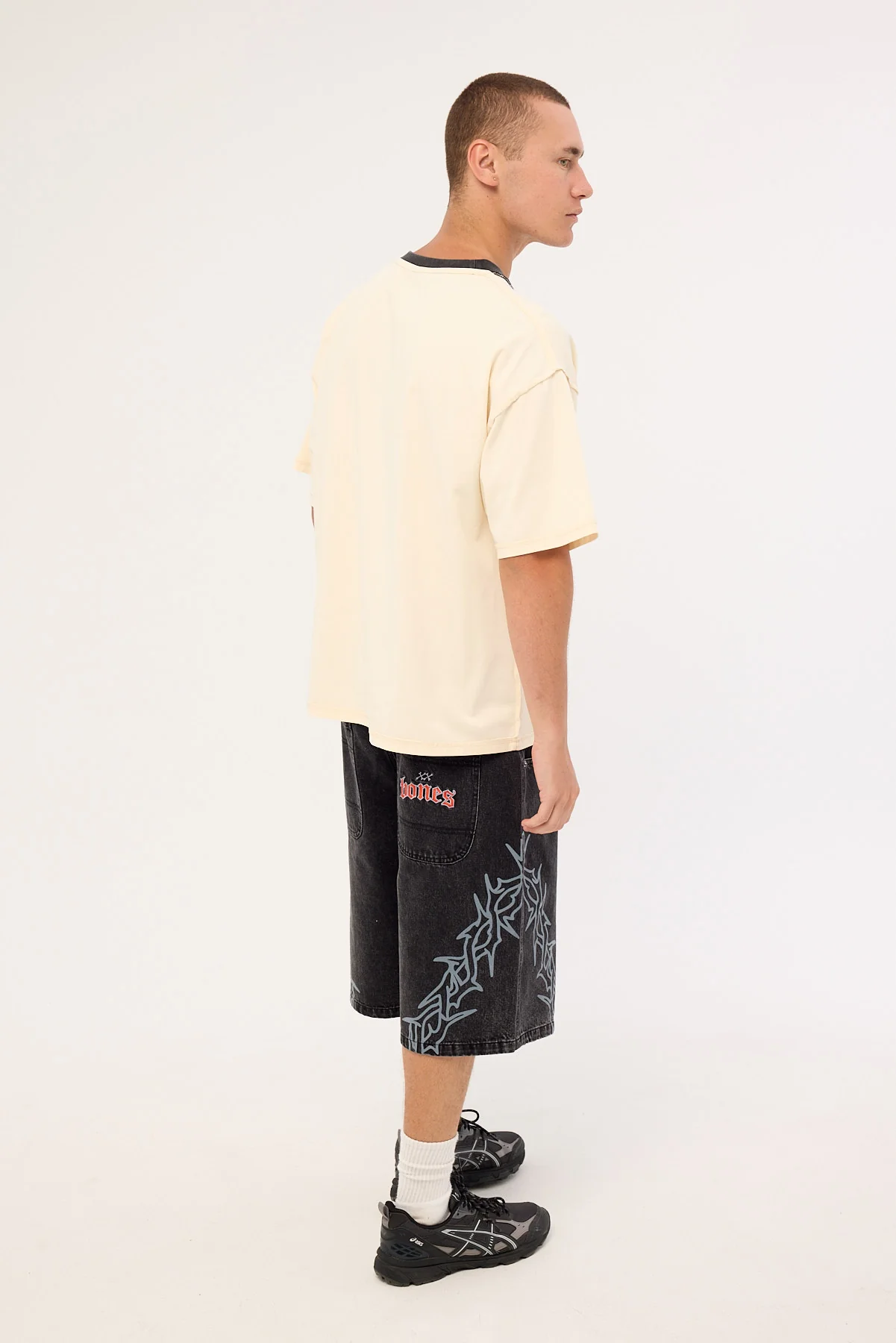 Billy Bones Club Bones Barned Denim Shorts Washed Black - Image 5
