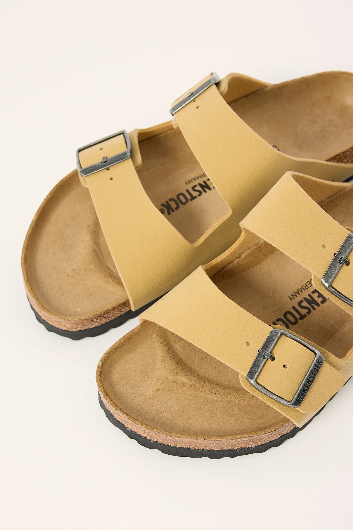 Birkenstock Arizona Birkibuc Regular Latte Cream - Image 3