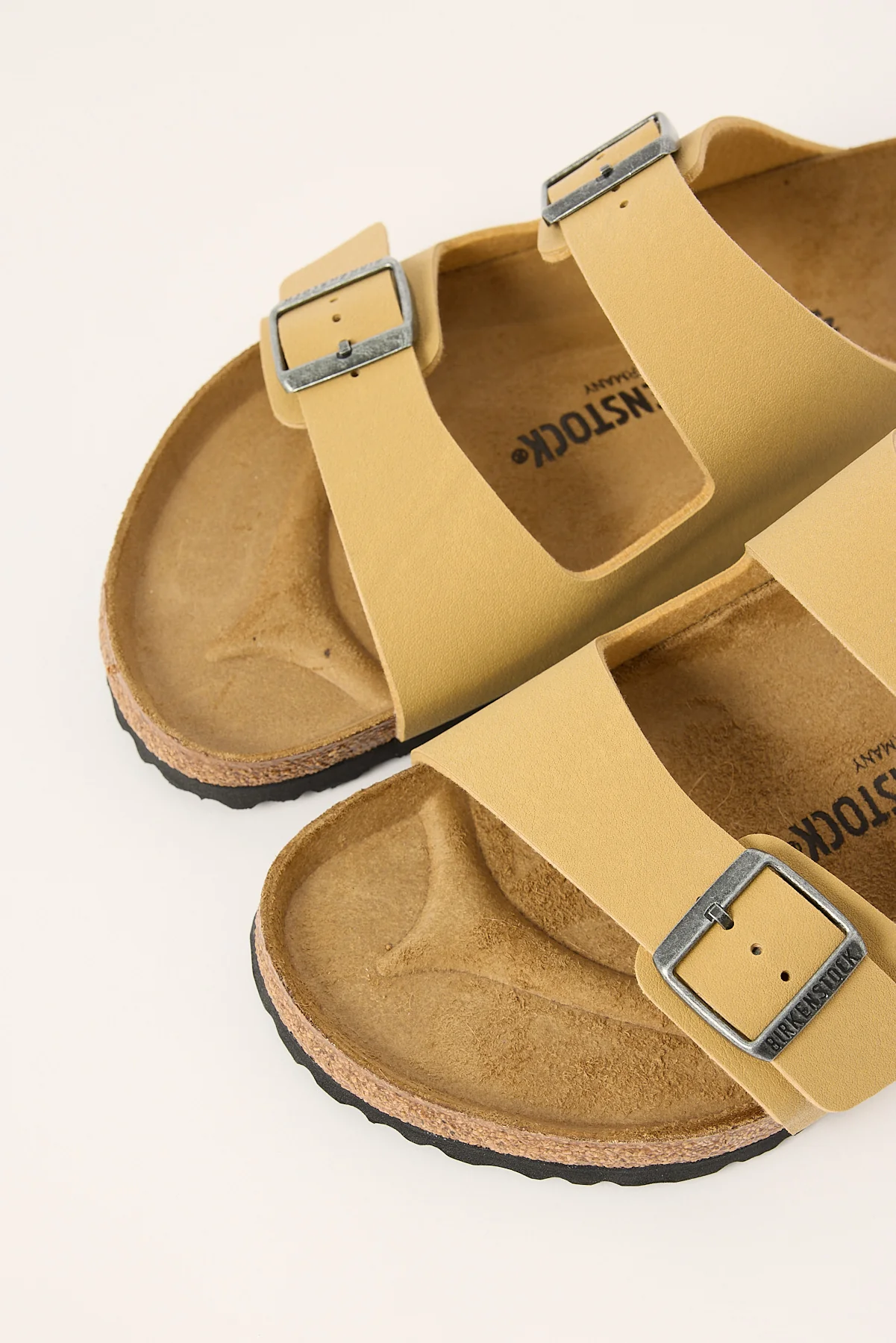 Birkenstock Arizona Birkibuc Regular Latte Cream - Image 3