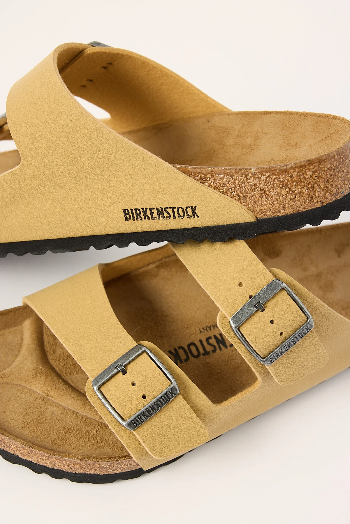 Birkenstock Arizona Birkibuc Regular Latte Cream - Image 4