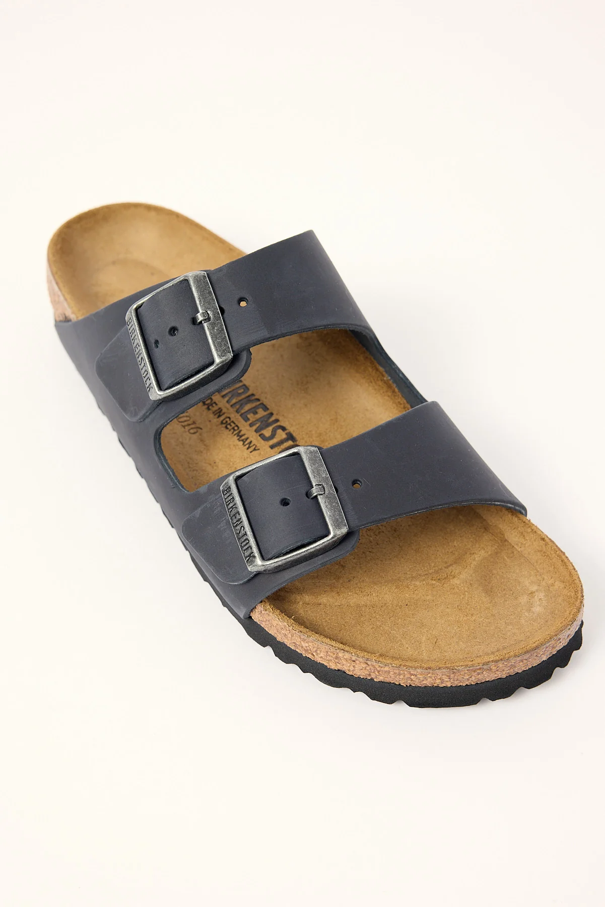 Birkenstock Arizona Black Oiled Leather Narrow Black - Image 2