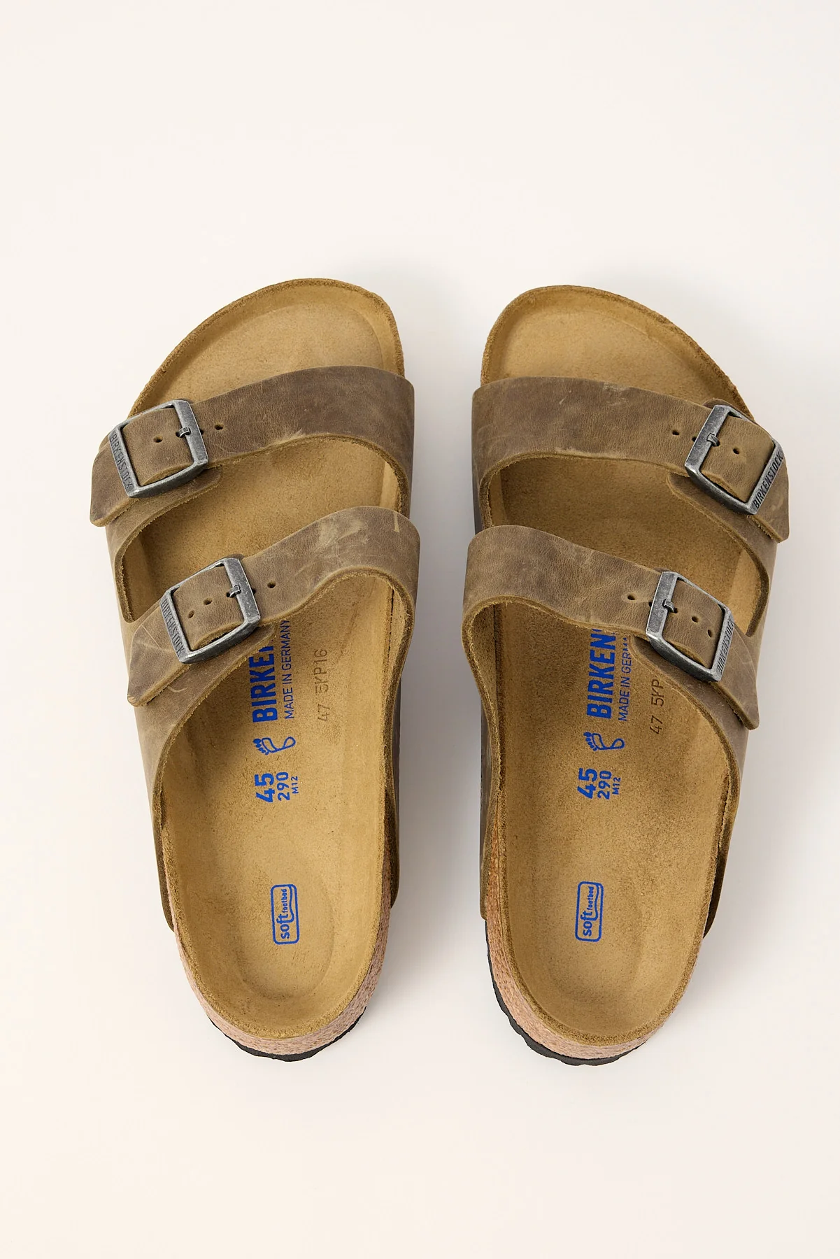 Birkenstock Arizona SFB Oiled Leather Faded Khaki - Image 2