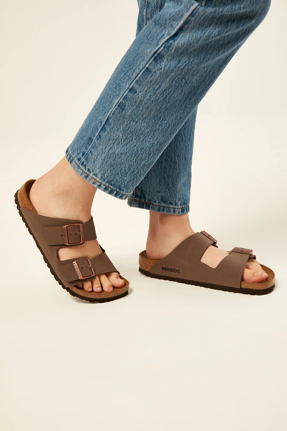 Birkenstock Arizona Birkibuc Narrow Mocca - Image 2