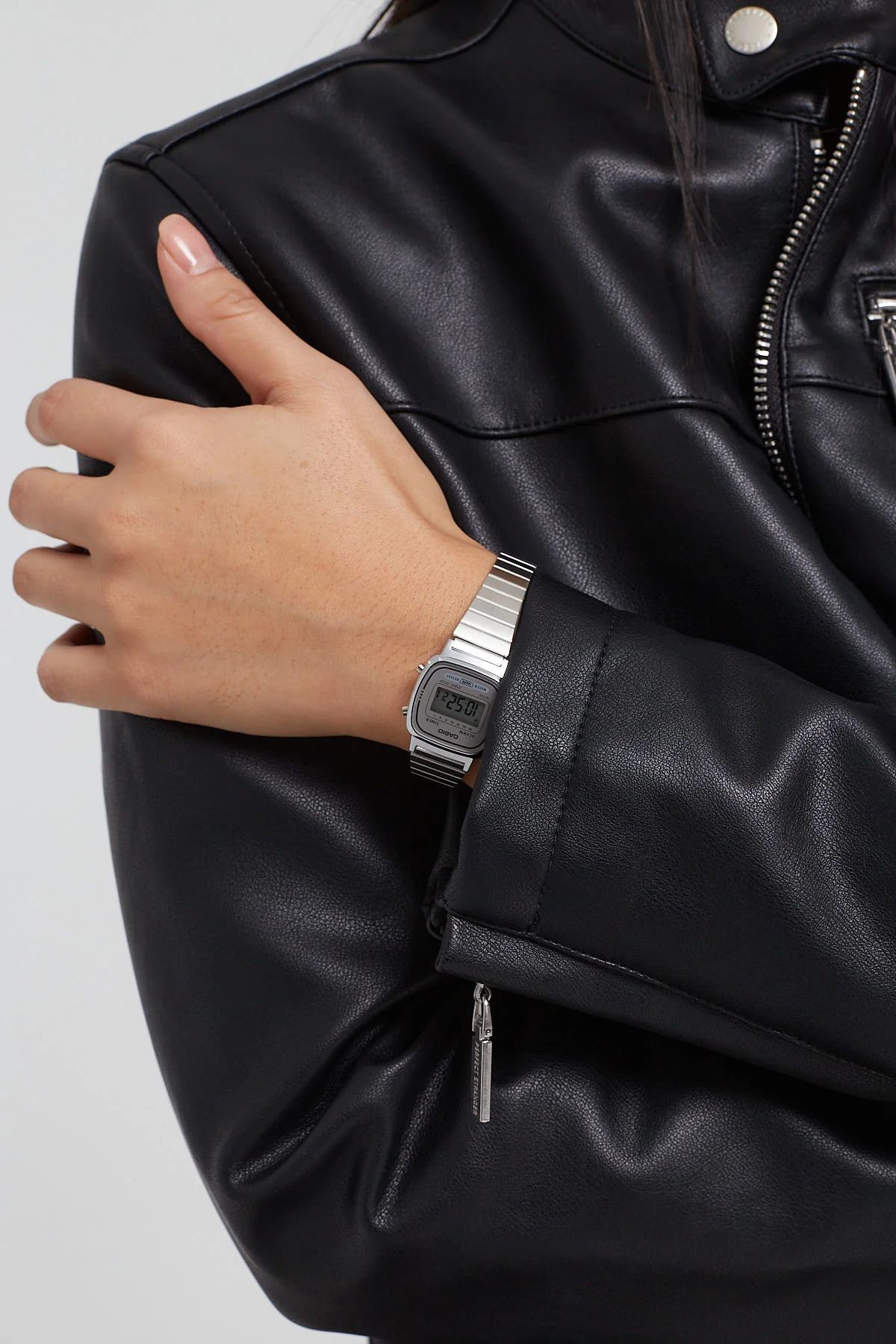 Casio LA670WA-7D Silver - Image 4