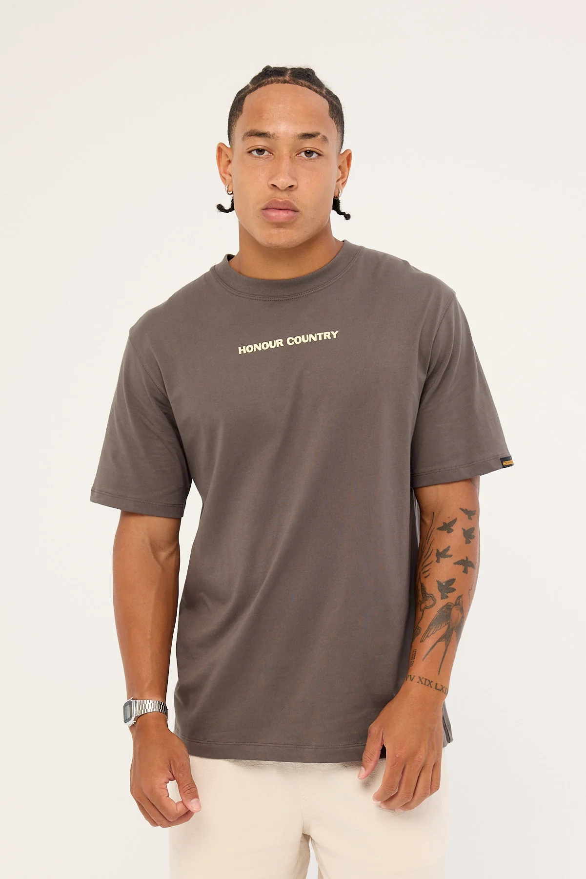 Clothing The Gaps Block Honoour Country Tee Charcoal - Image 3