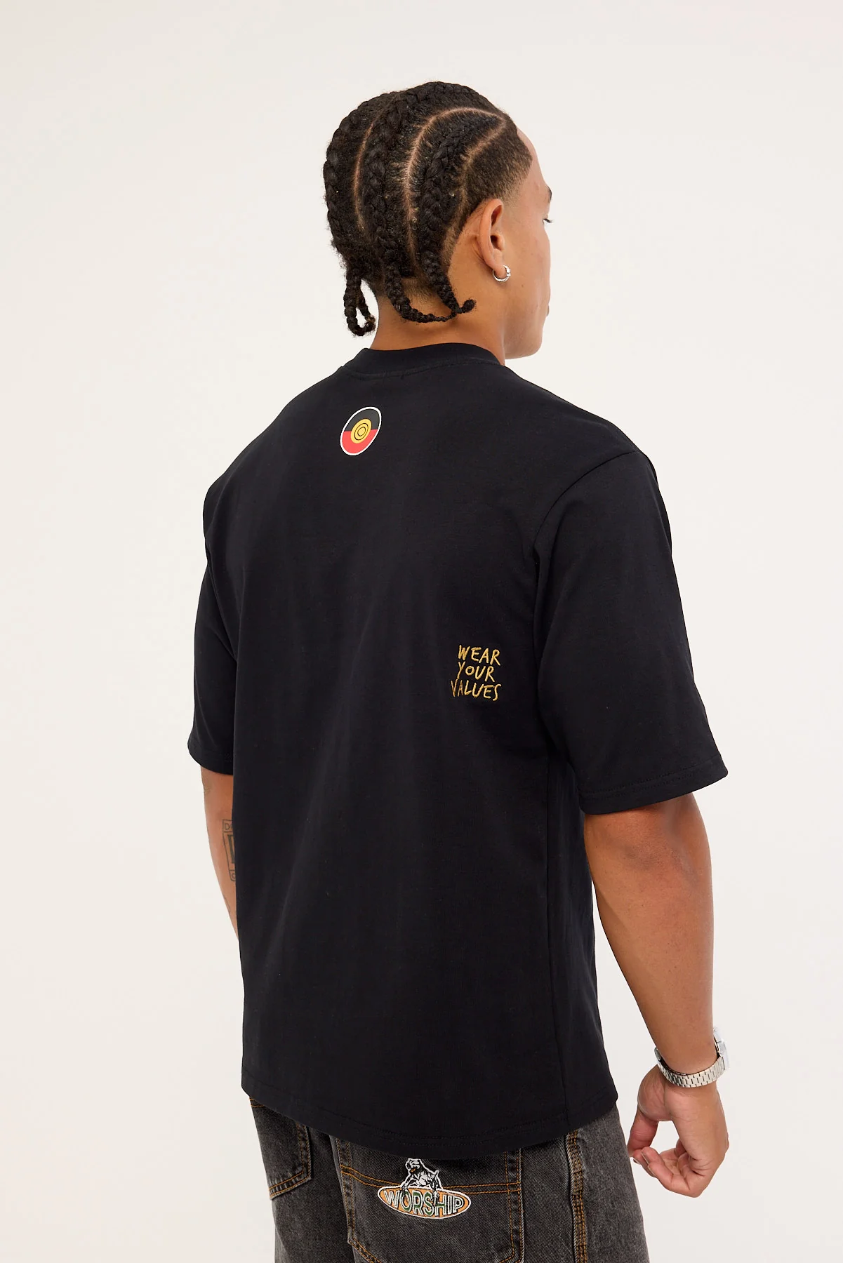 Clothing The Gaps Icon Tee Black - Image 5
