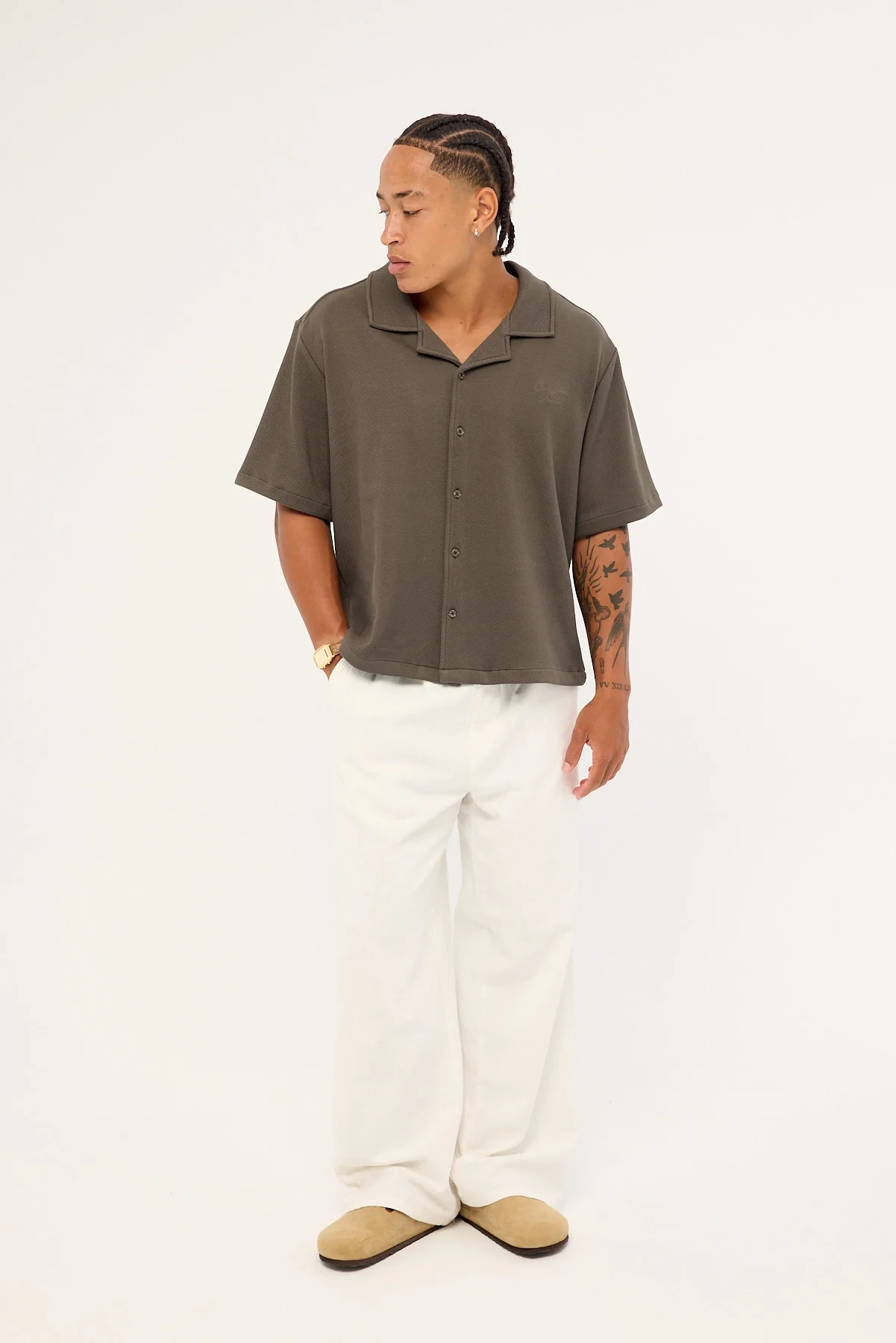 Common Need Alaric Boxy Cropped Resort Shirt Asphalt - Image 2