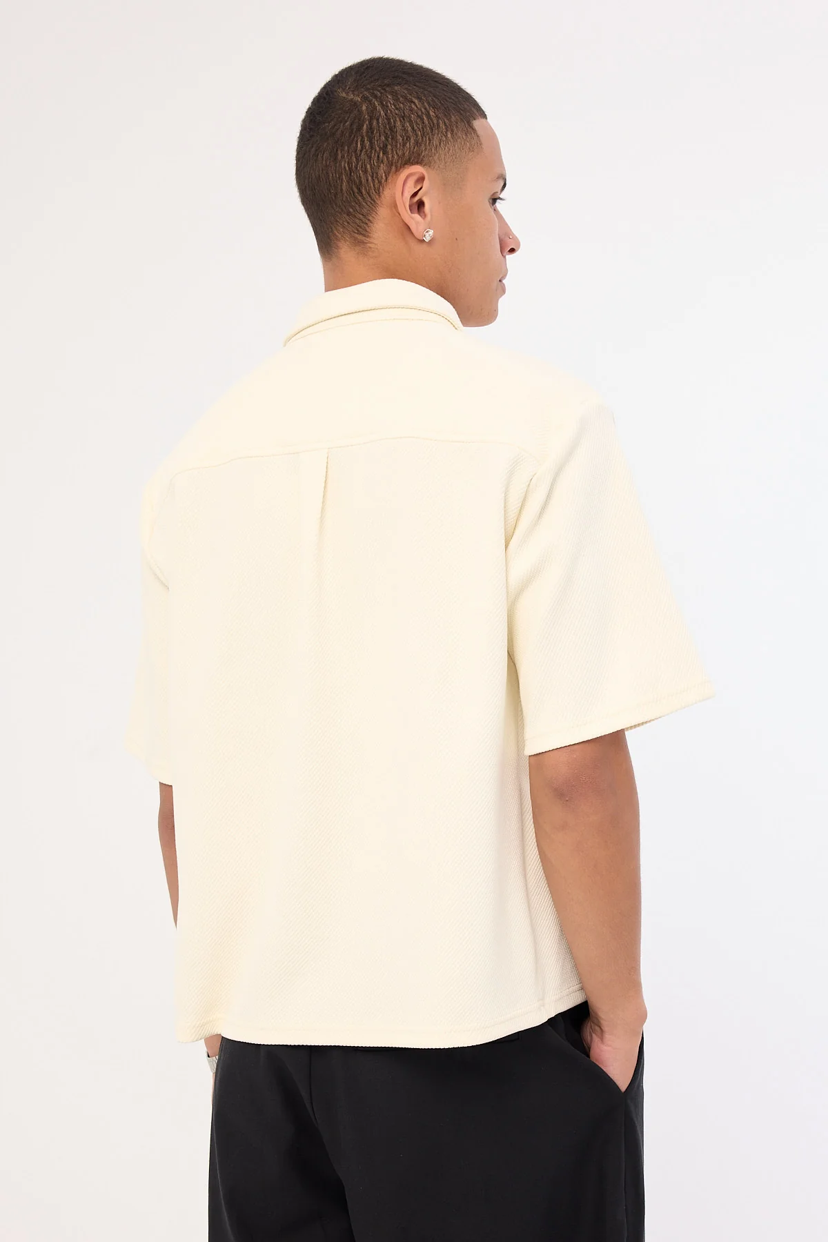 Common Need Alfie Boxy Cropped Shirt Off White - Image 7