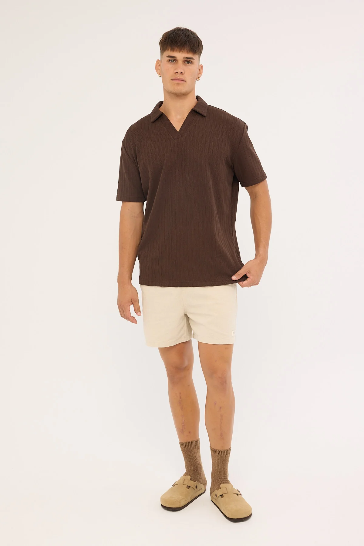 Common Need Arthur Boxy Polo Brown - Image 3