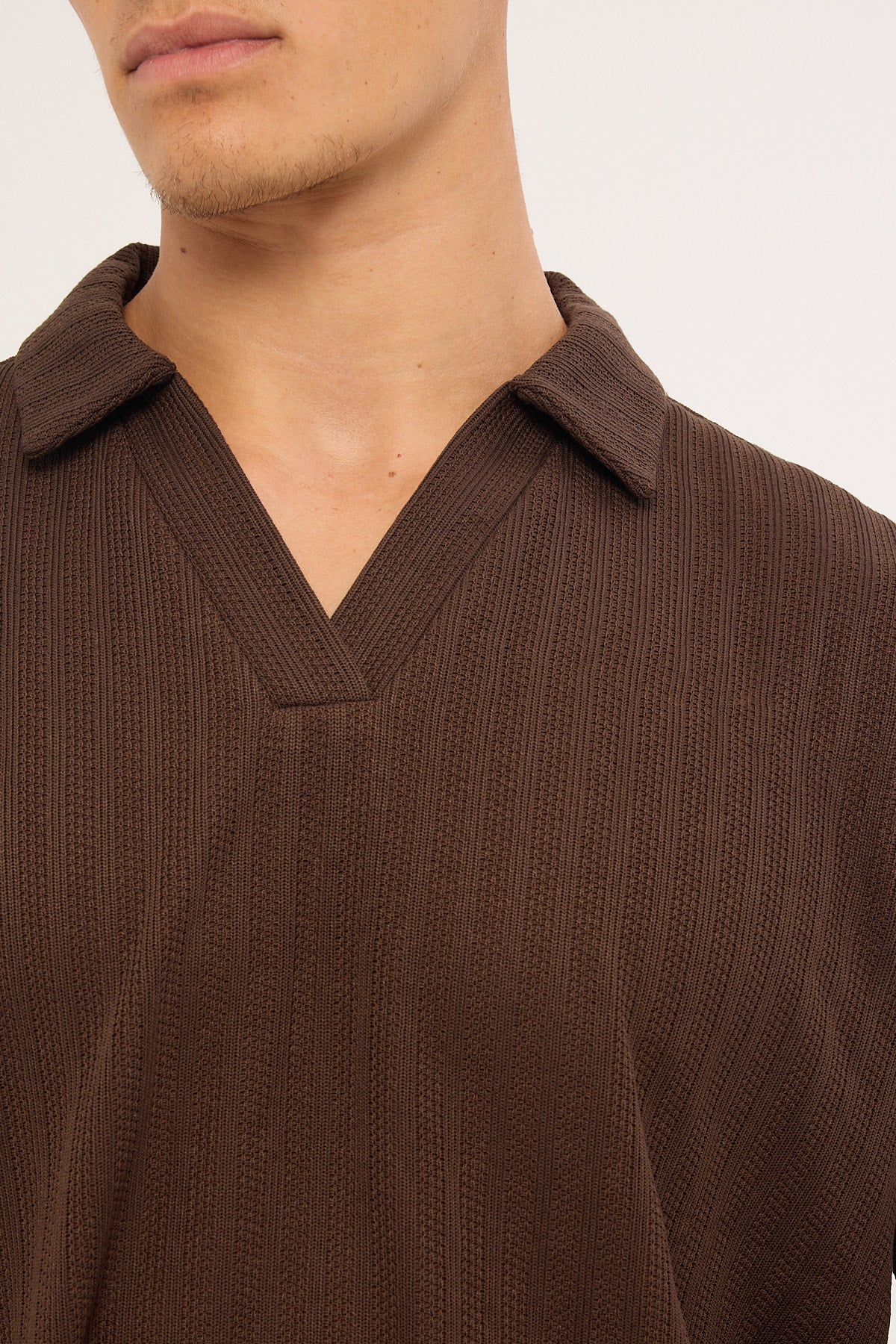 Common Need Arthur Boxy Polo Brown - Image 4