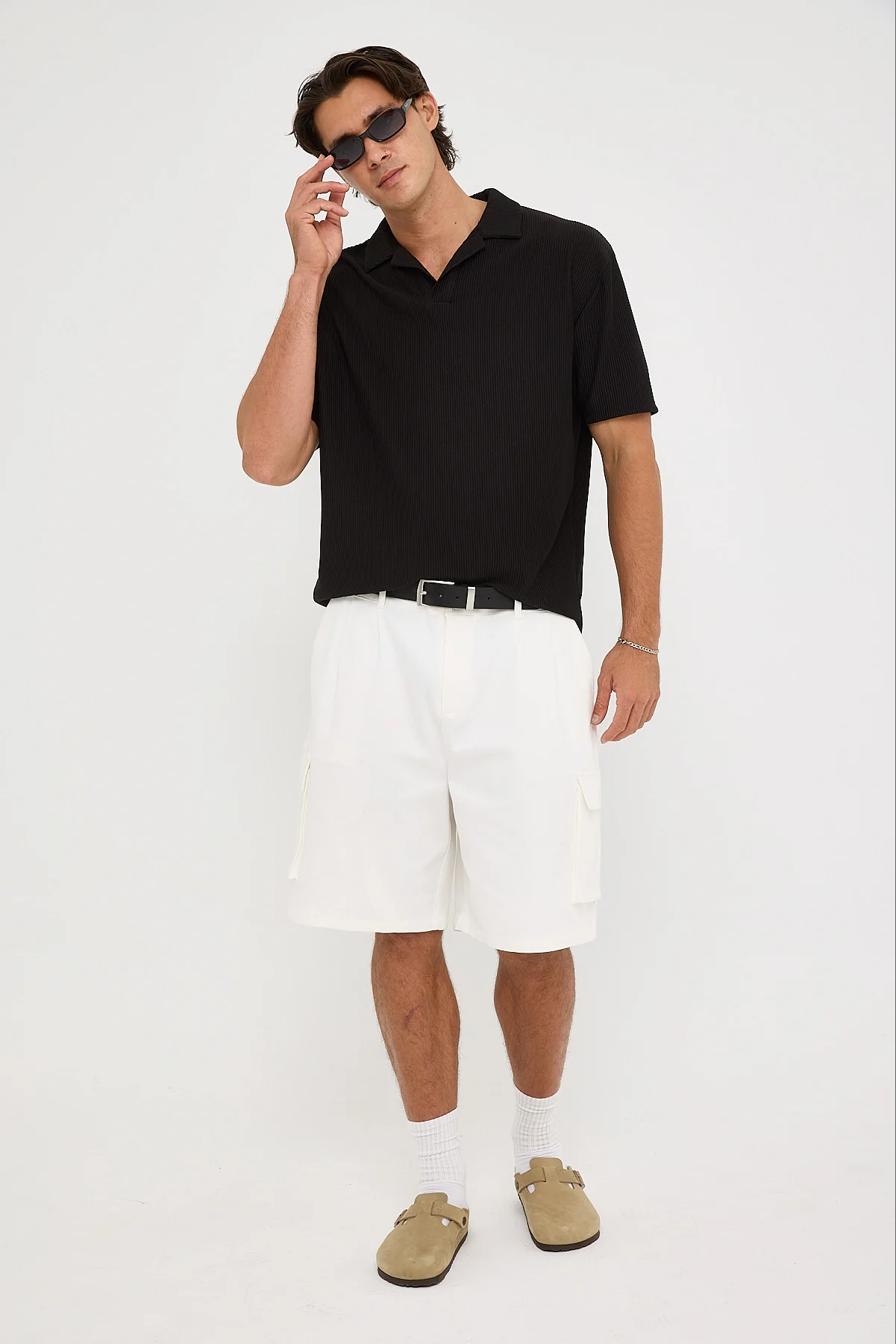 Common Need Austin Pleated Polo Black - Image 3