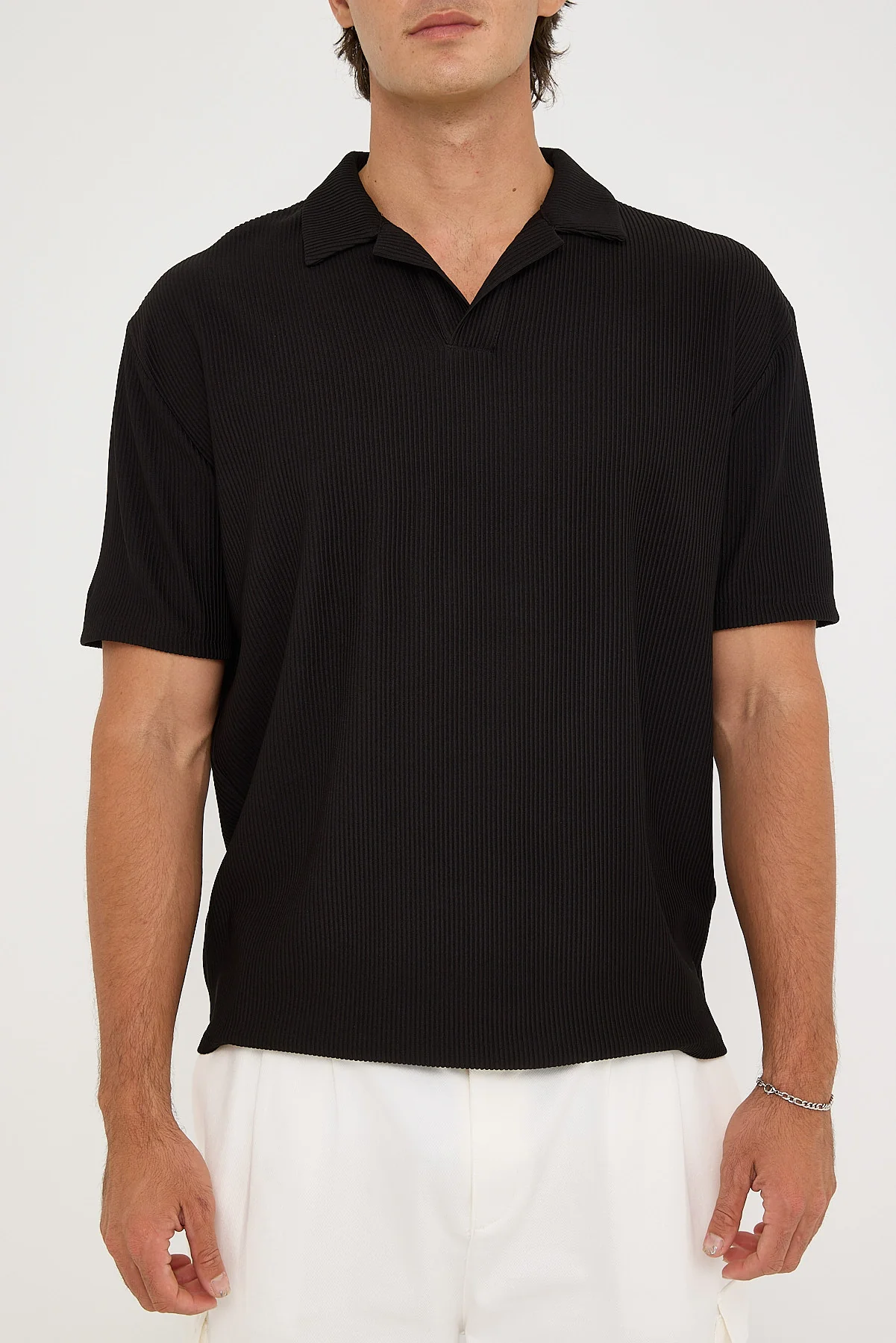 Common Need Austin Pleated Polo Black - Image 7