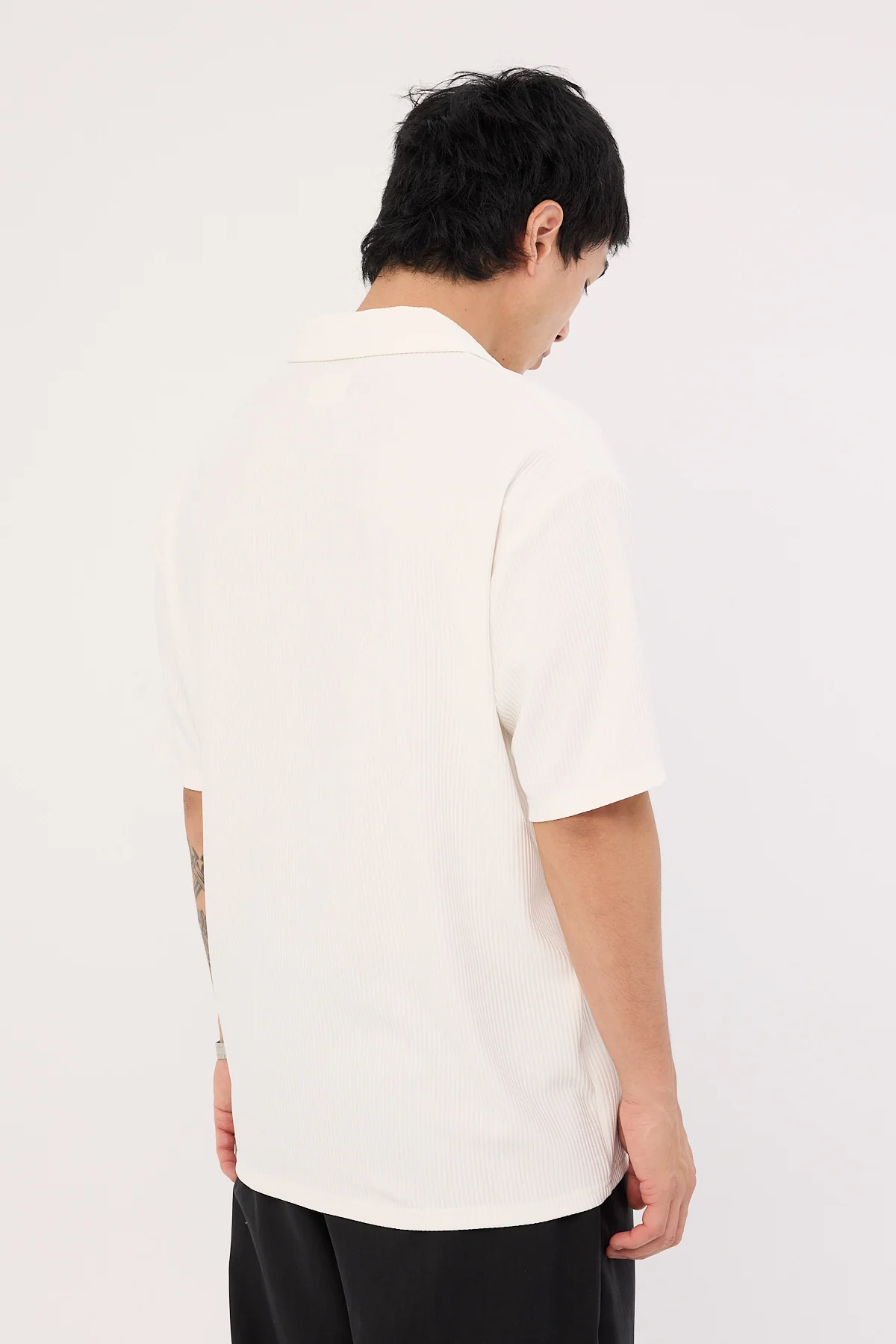 Common Need Austin Pleated Polo White - Image 5