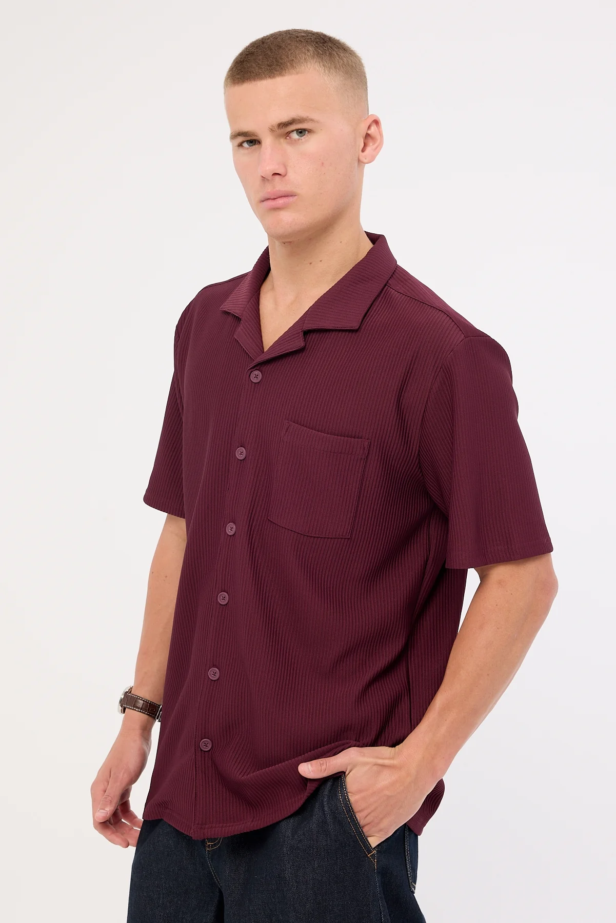 Common Need Austin Pleated Resort Shirt Burgundy
