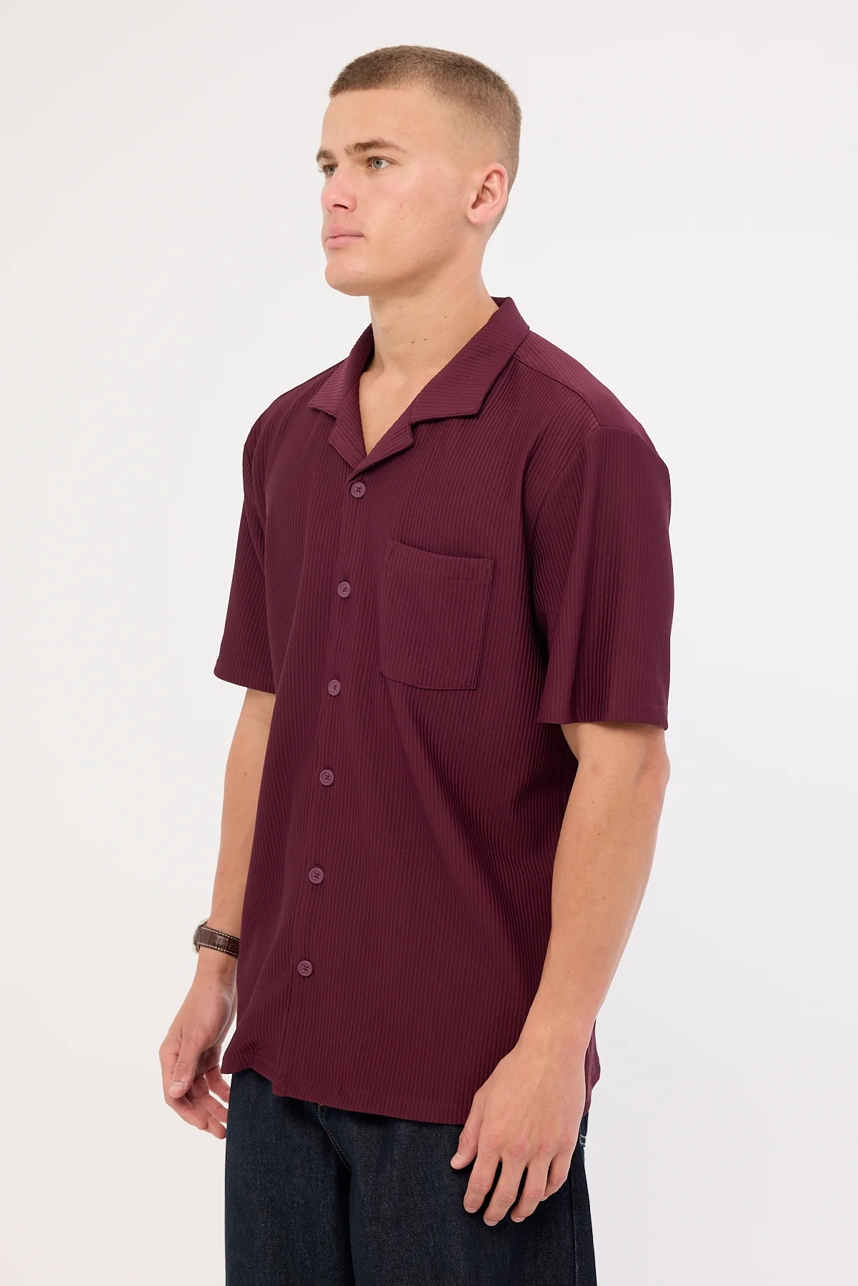 Common Need Austin Pleated Resort Shirt Burgundy - Image 4