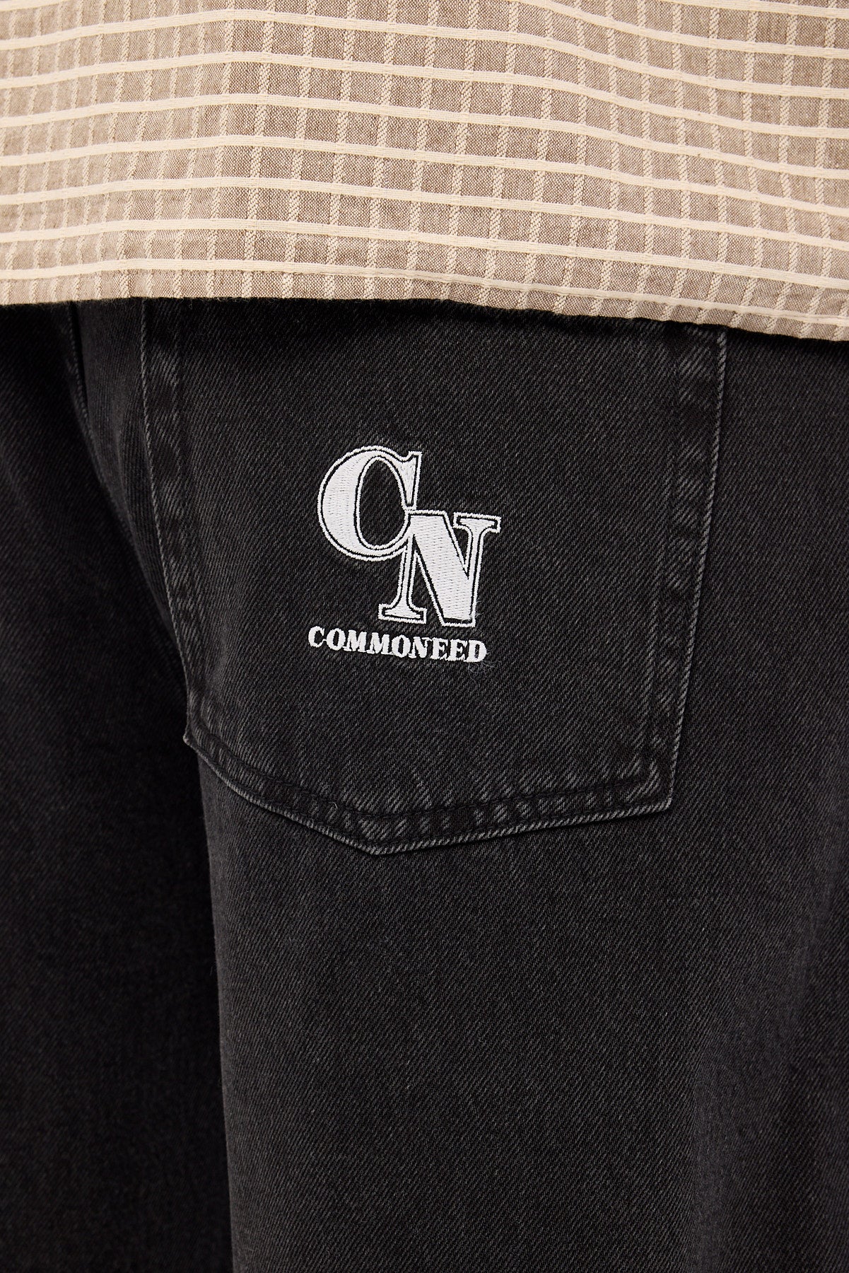 Common Need Axis Barrel Jean Black - Image 6