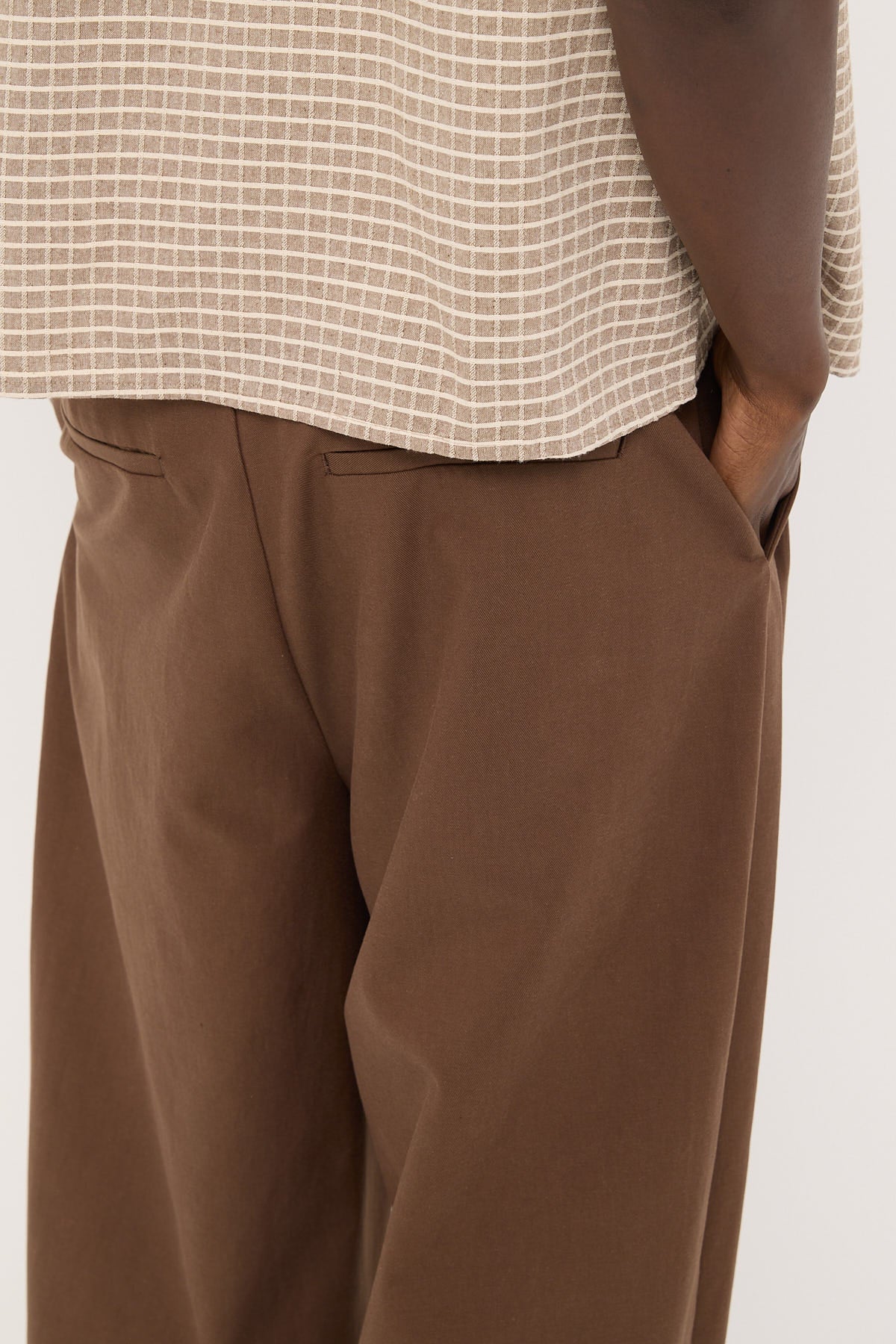 Common Need Blanco Pleated Tailored Trouser Brown - Image 8