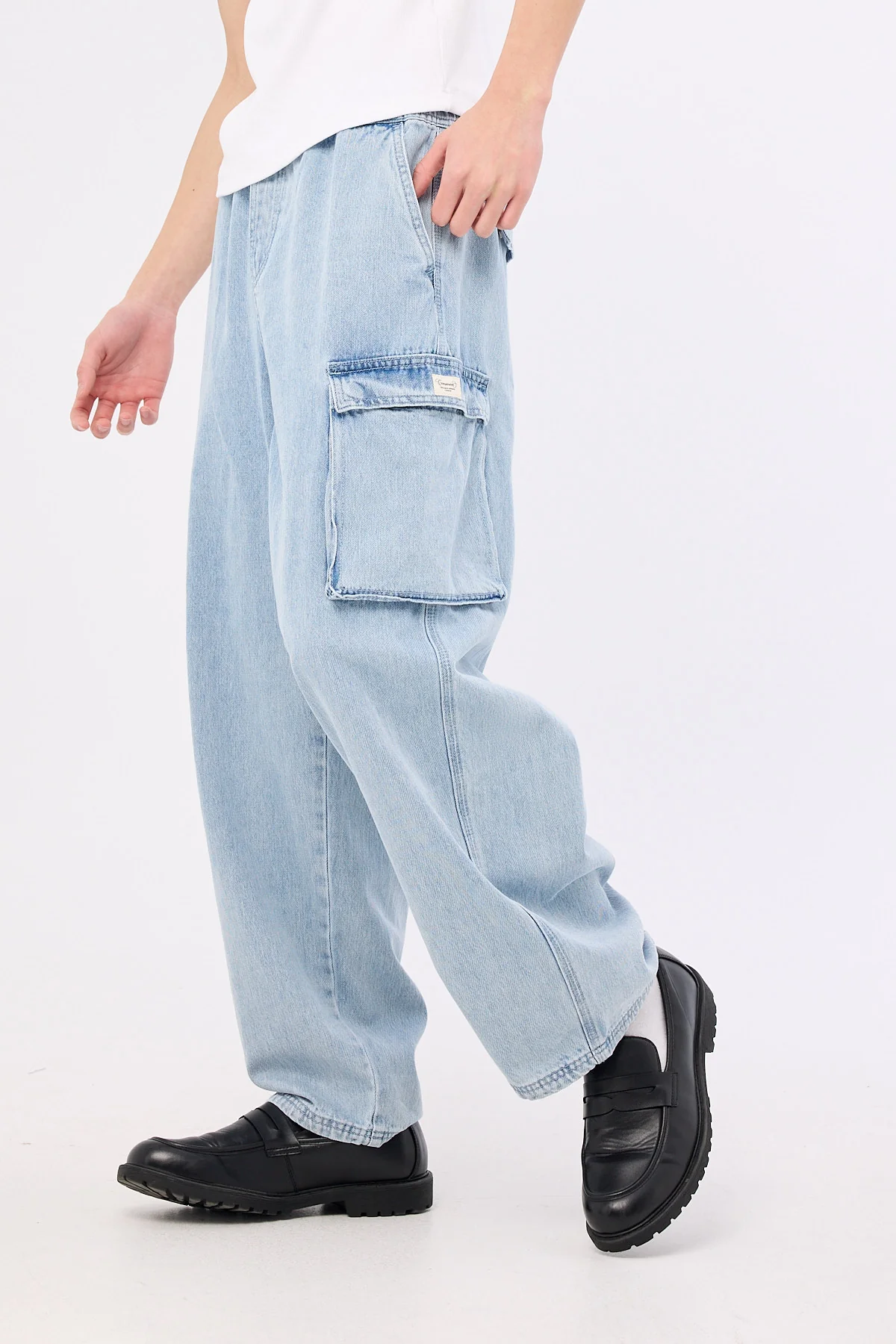 Common Need Briggs Elastic Waist Cargo Jean Fog Blue - Image 3