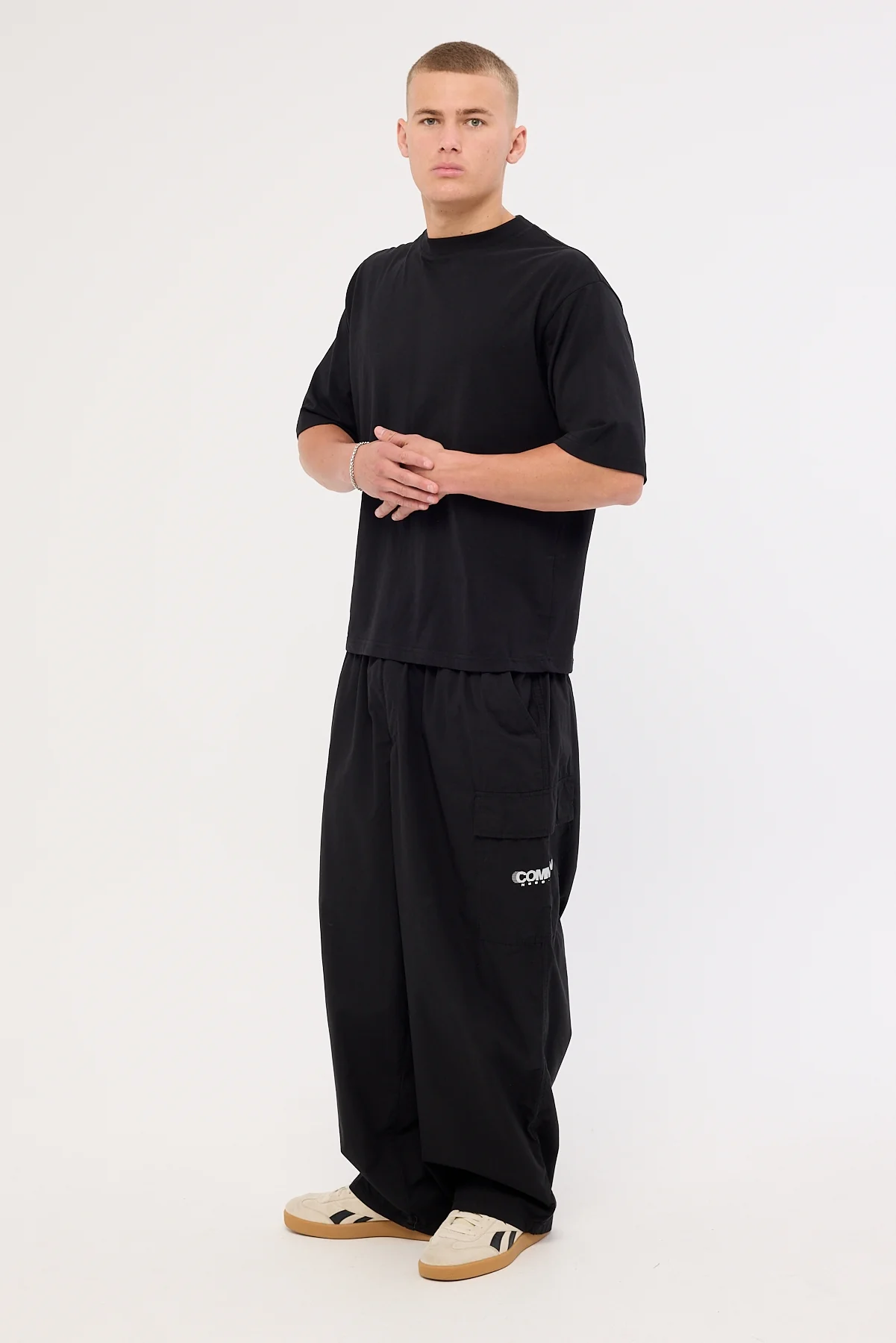 Common Need Circuit Baggy Cargo Pant Black - Image 4